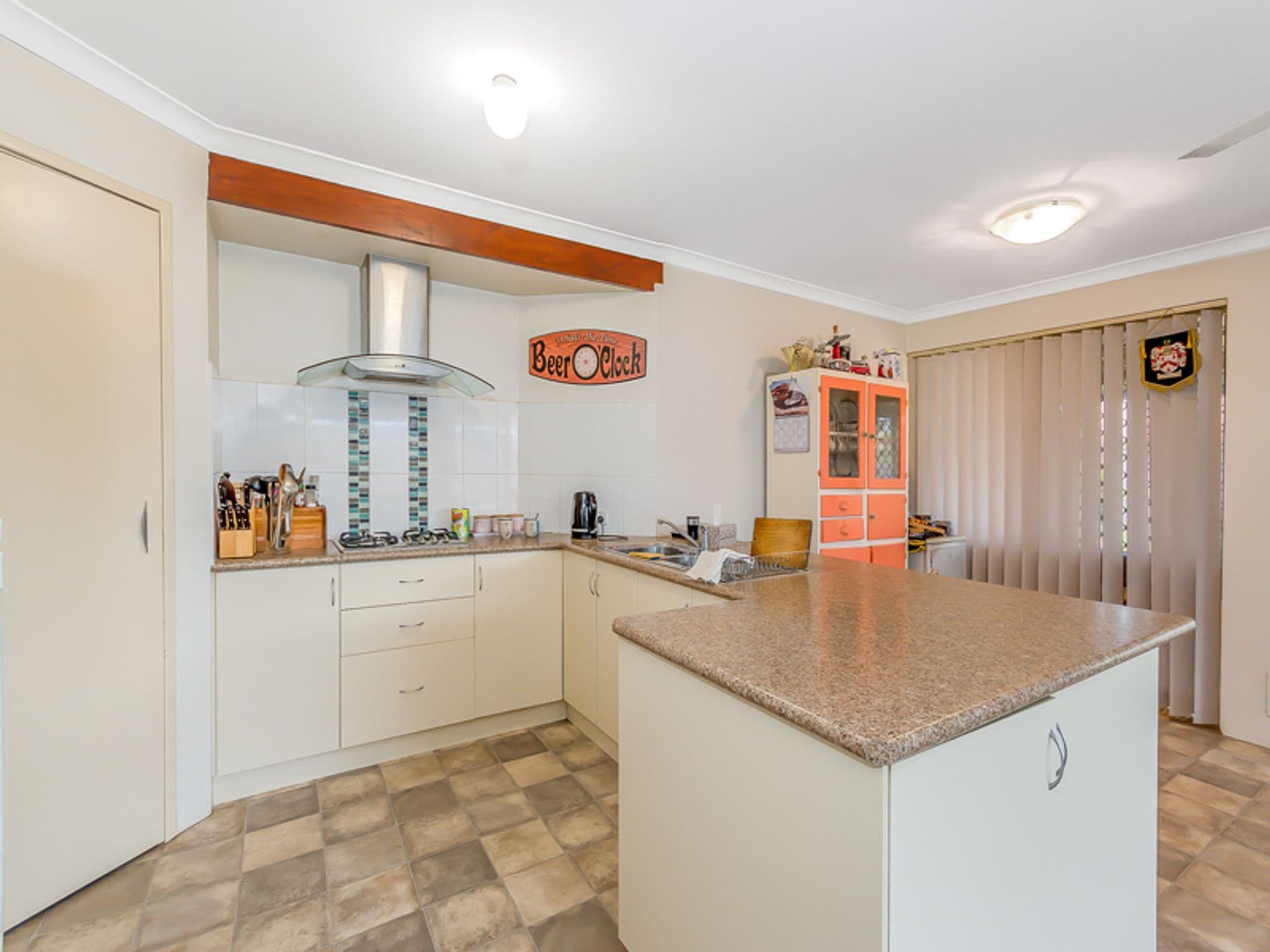20/61 Rockingham Beach Road, Rockingham, WA, 6168, Cooloongup - Thumbnail 3