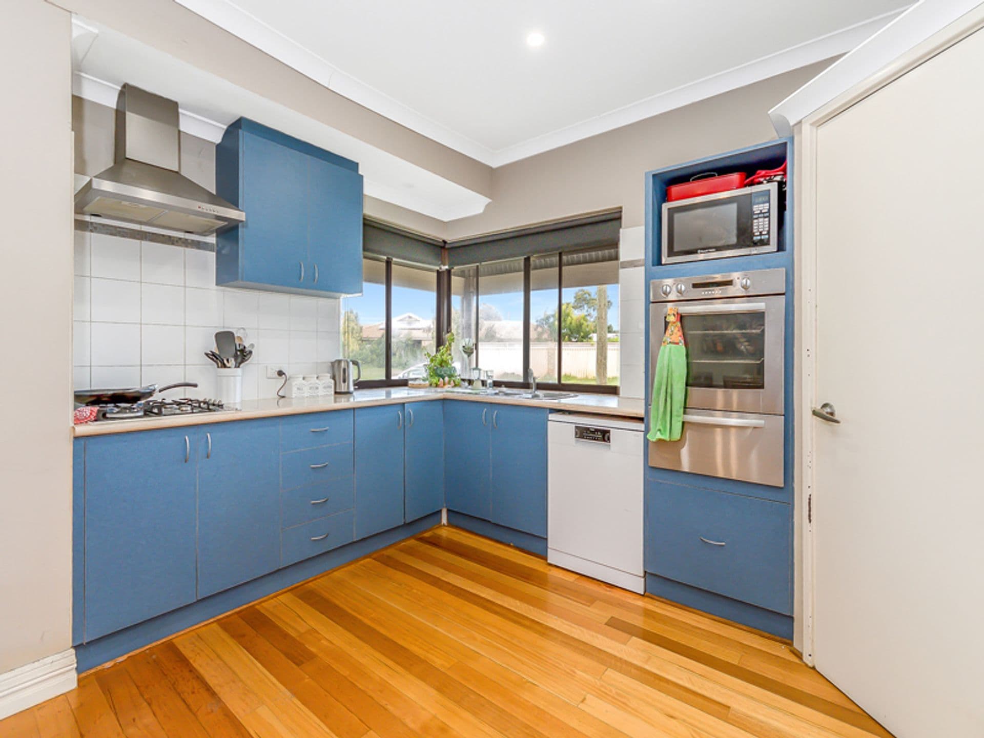 4 Mayfair Court, Cooloongup, WA, 6168, Cooloongup - Thumbnail 6