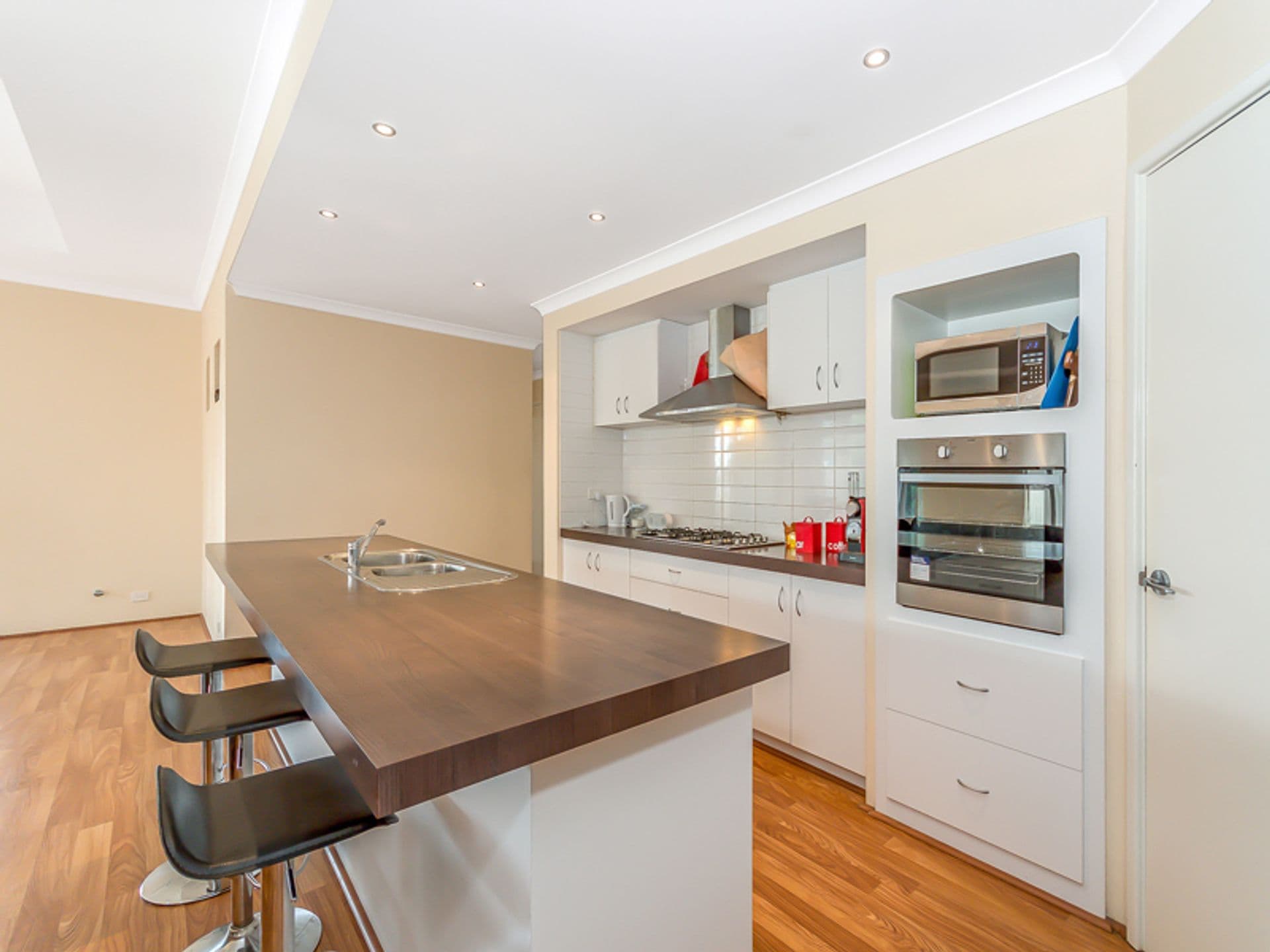 20/61 Rockingham Beach Road, Rockingham, WA, 6168, Waikiki - Thumbnail 6