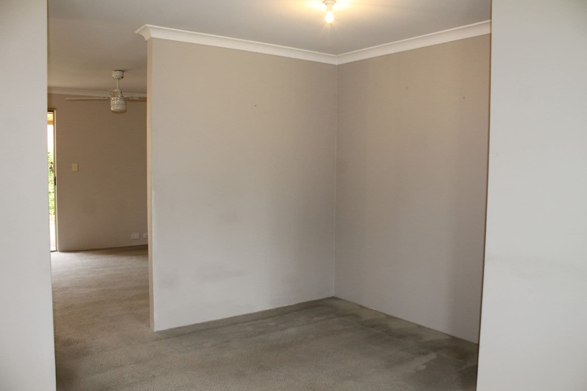 4/113 Simpson Avenue, Rockingham, WA, 6168, Rockingham - Thumbnail 5