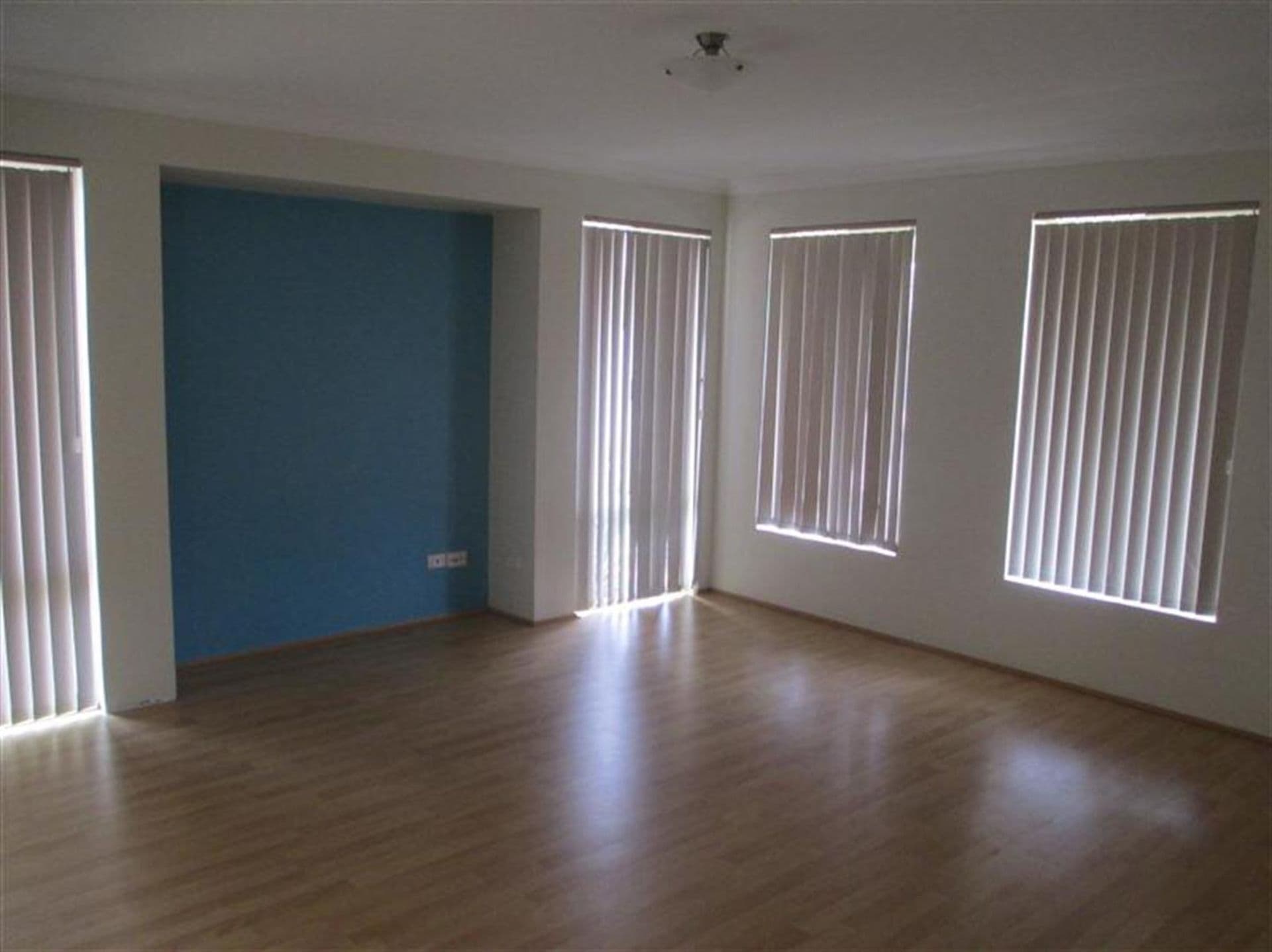 20/61 Rockingham Beach Road, Rockingham, WA, 6168, Rockingham - Thumbnail 2