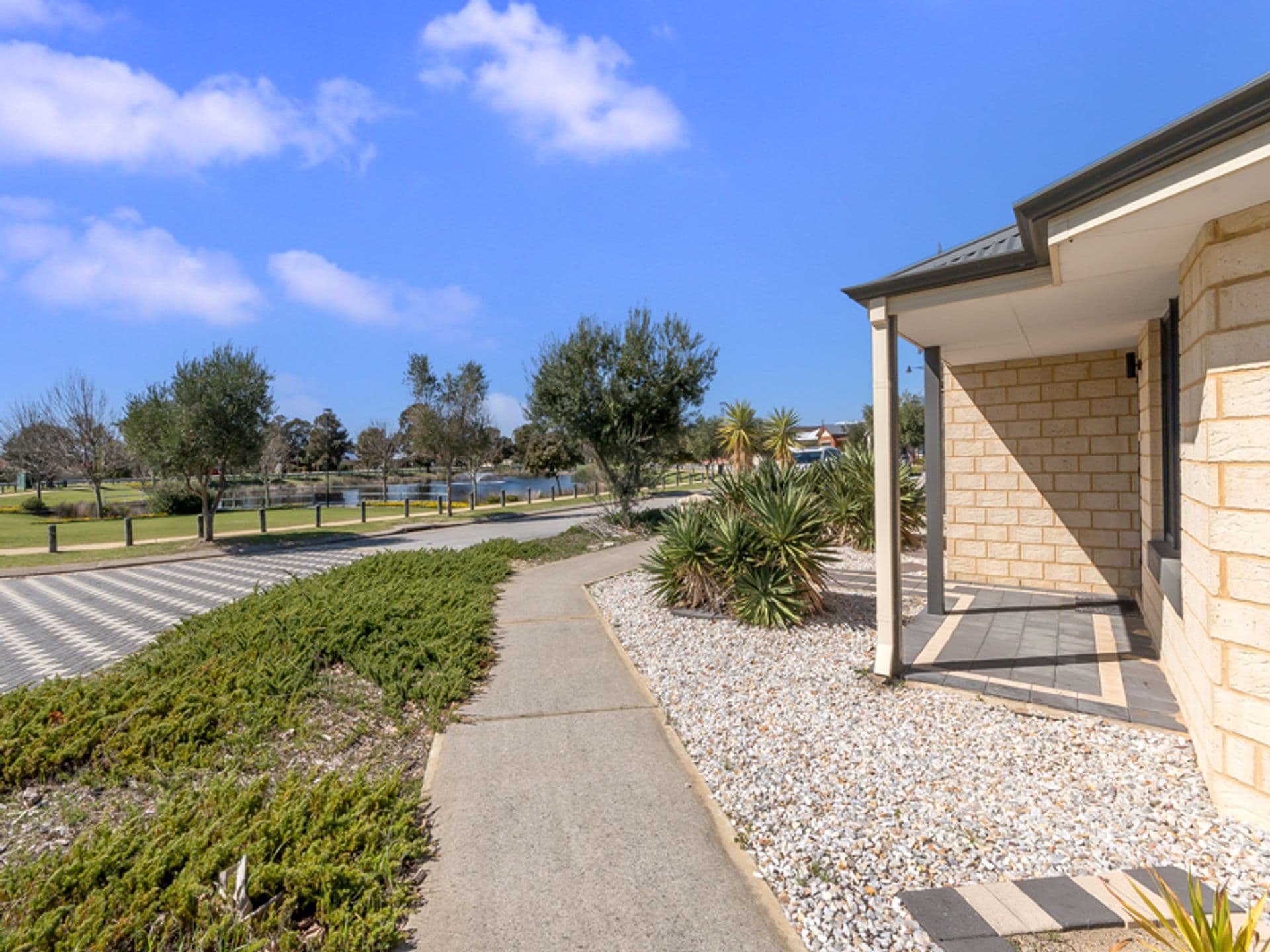 20/61 Rockingham Beach Road, Rockingham, WA, 6168, Shoalwater - Image 1