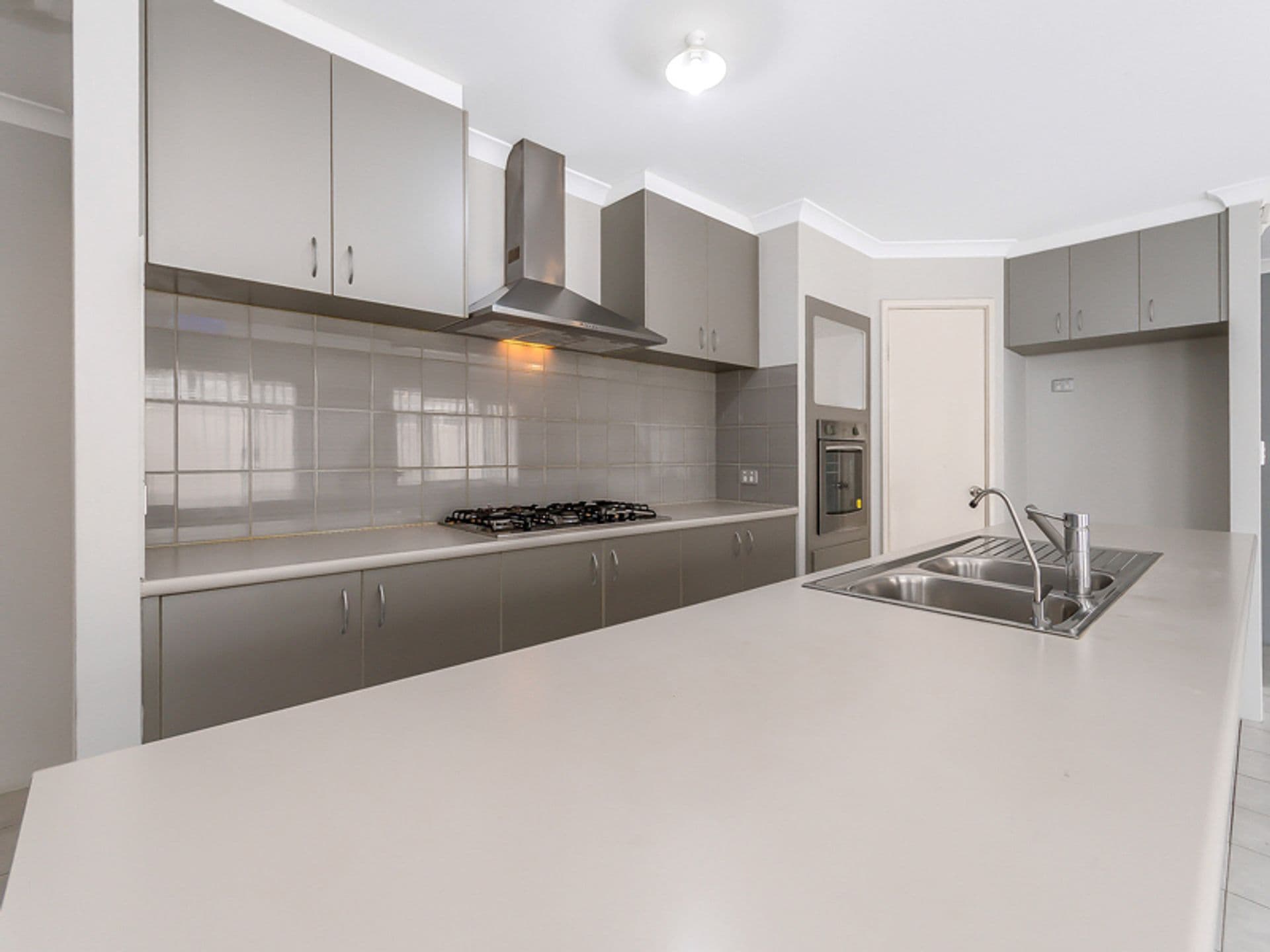 20/61 Rockingham Beach Road, Rockingham, WA, 6168, Waikiki - Thumbnail 4