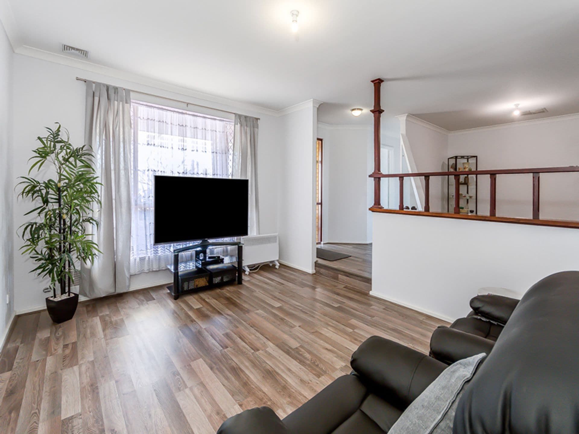20/61 Rockingham Beach Road, Rockingham, WA, 6168, Safety Bay - Thumbnail 2