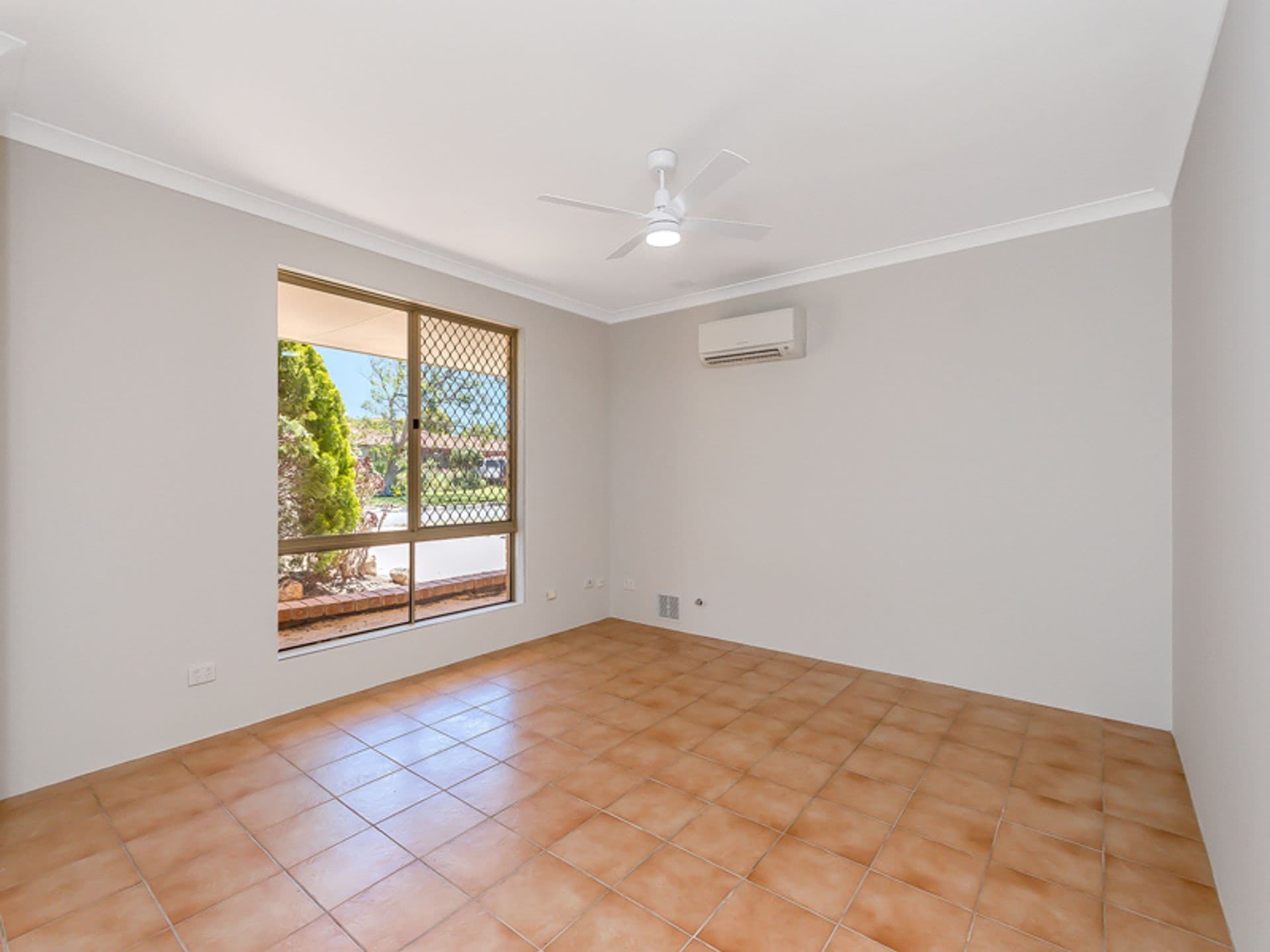 20/61 Rockingham Beach Road, Rockingham, WA, 6168, Waikiki - Thumbnail 7