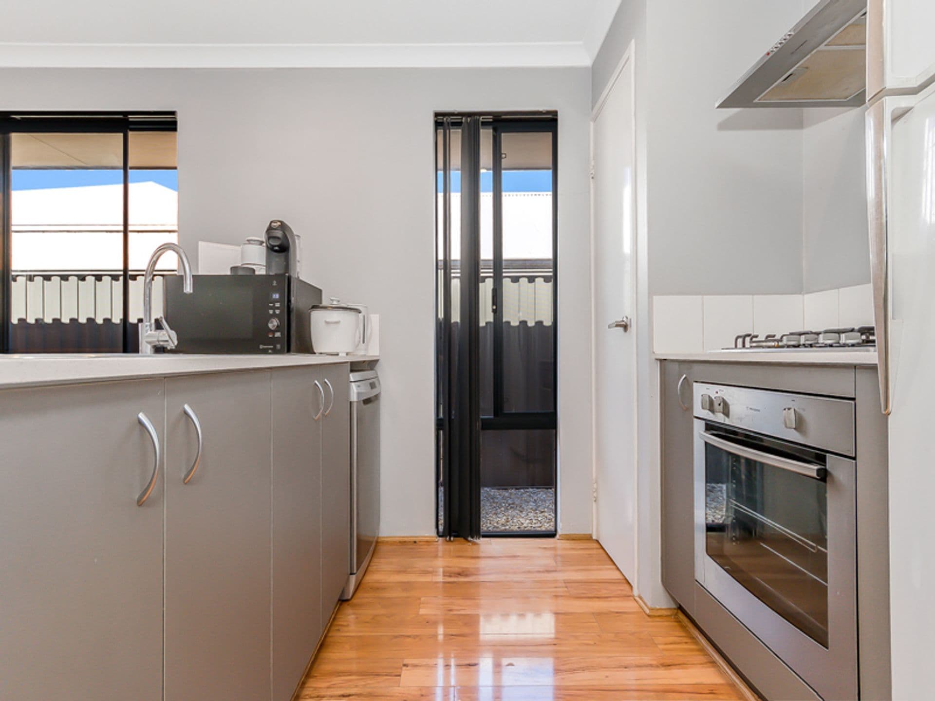 20/61 Rockingham Beach Road, Rockingham, WA, 6168, Baldivis - Thumbnail 4