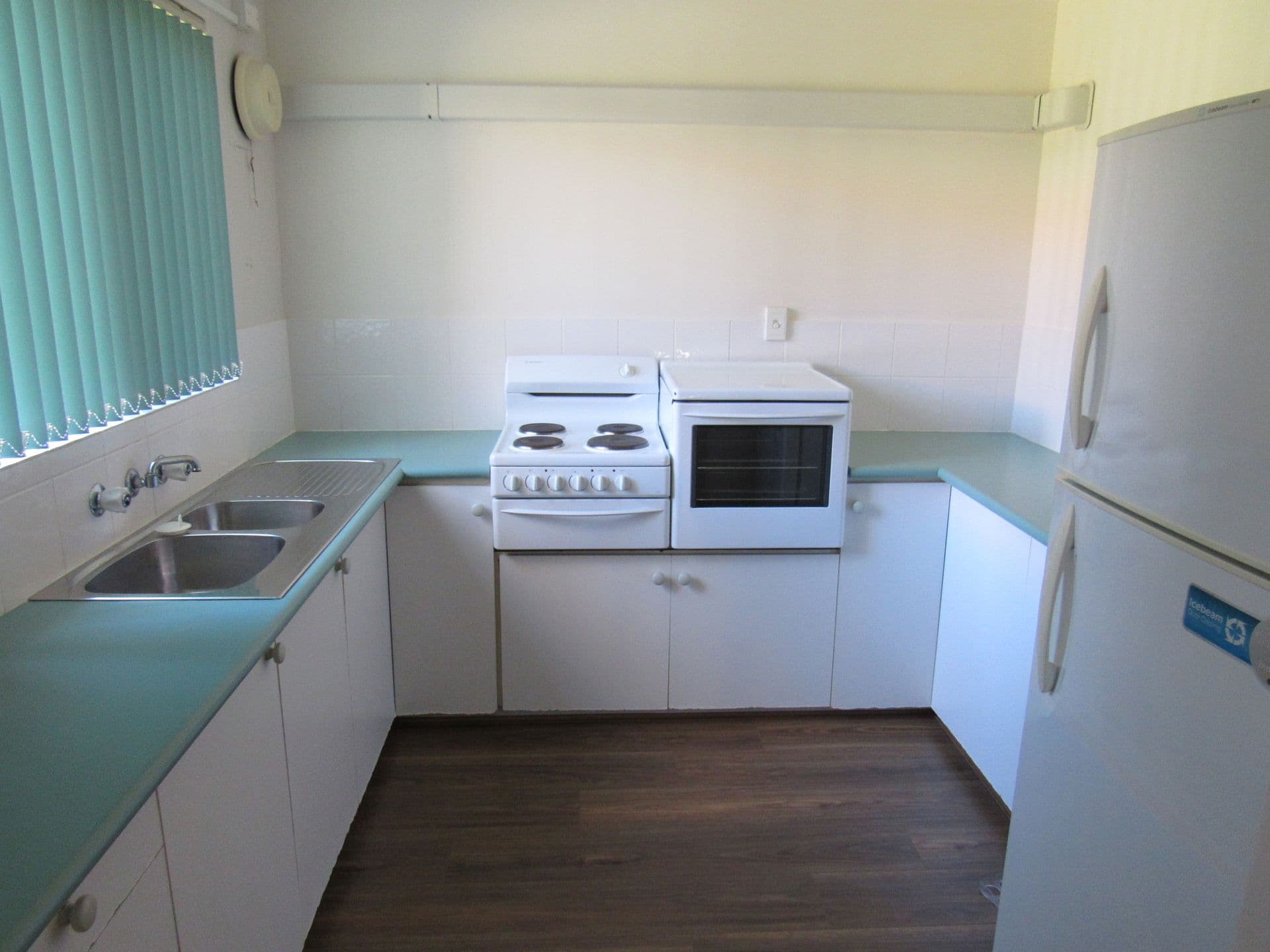 3/53 Rockingham Beach Road, Rockingham, WA, 6168, Rockingham - Thumbnail 3