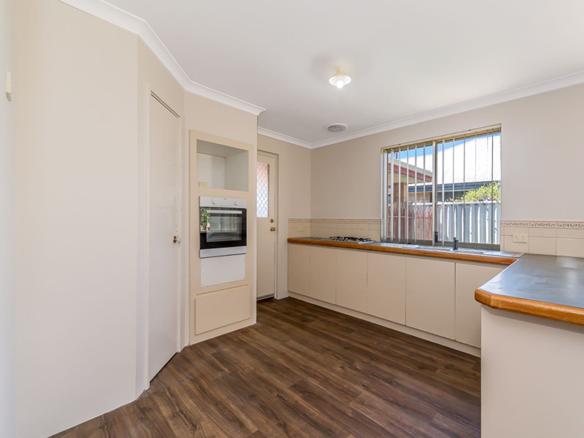 20/61 Rockingham Beach Road, Rockingham, WA, 6168, Port Kennedy - Thumbnail 3