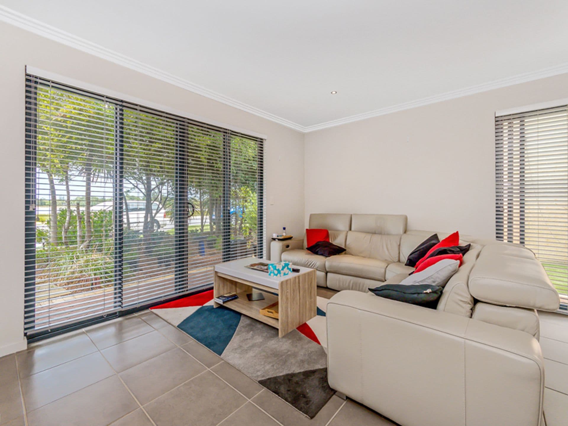 18/20-22 Lake Street, Rockingham, WA, 6168, Rockingham - Thumbnail 2