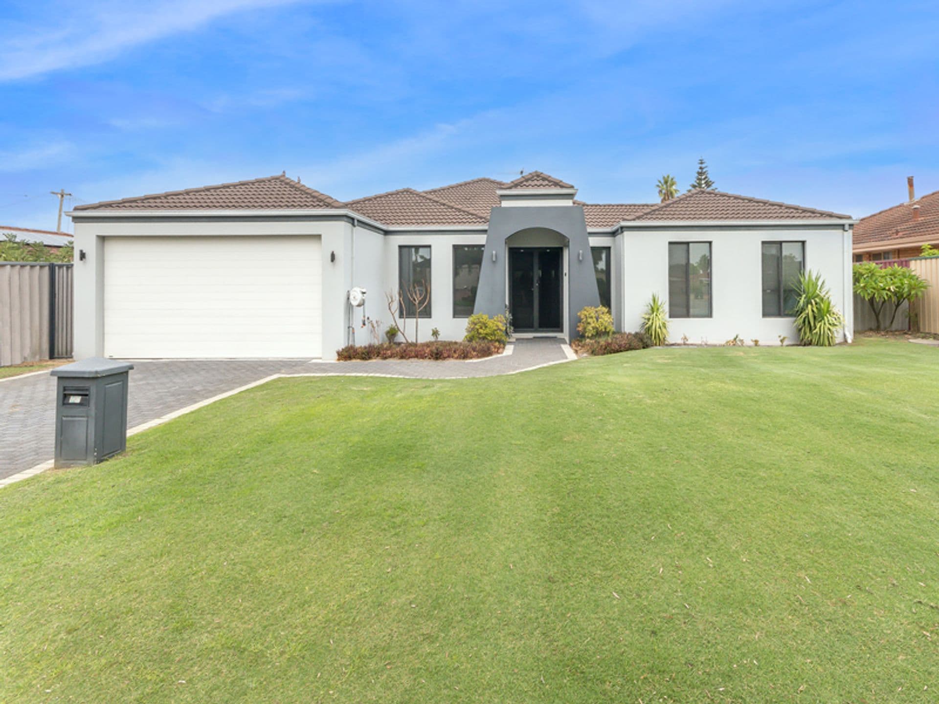 28 Trade Winds Drive, Safety Bay, WA, 6169, Safety Bay - Image 1