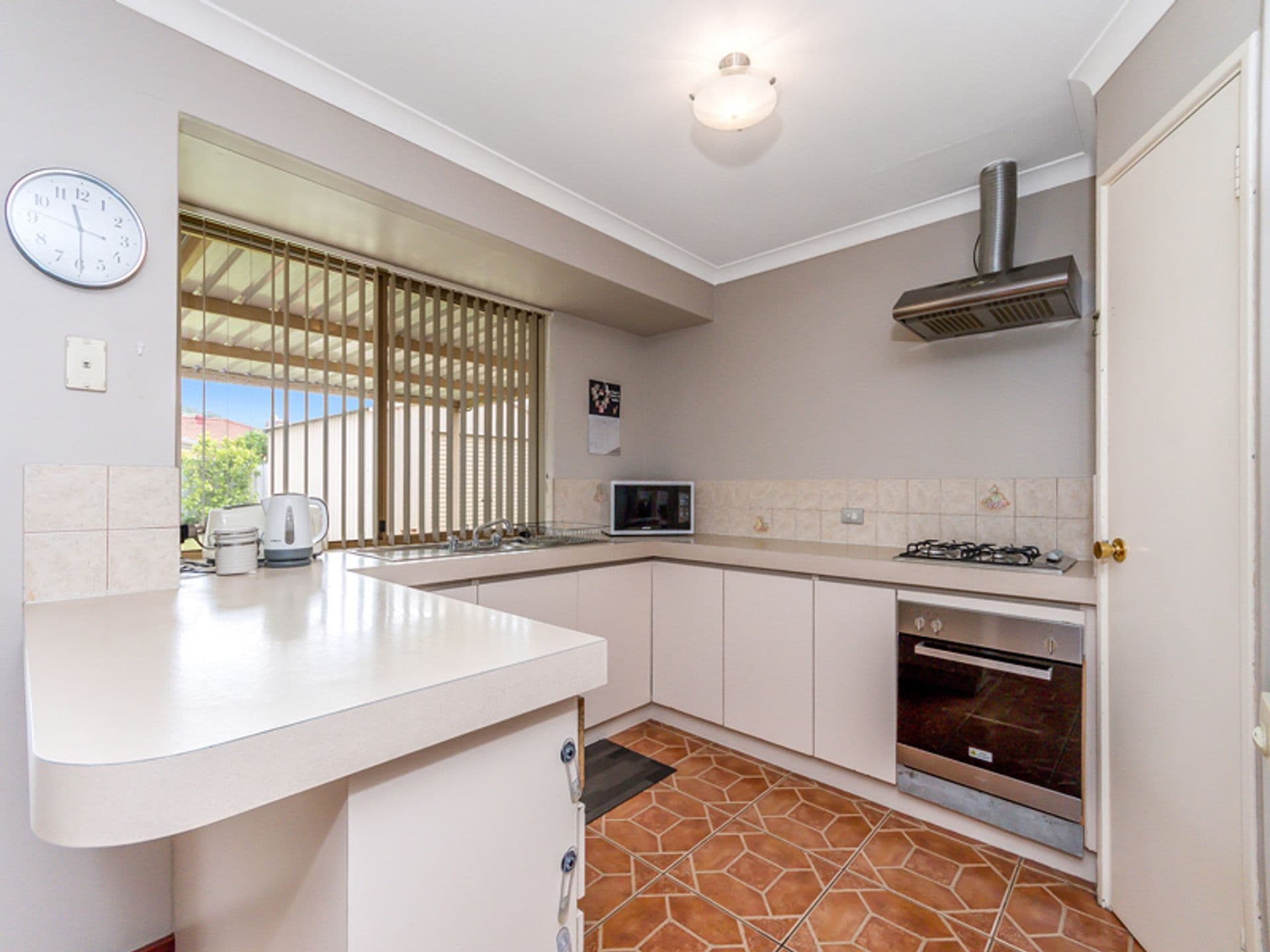 20/61 Rockingham Beach Road, Rockingham, WA, 6168, Waikiki - Thumbnail 5