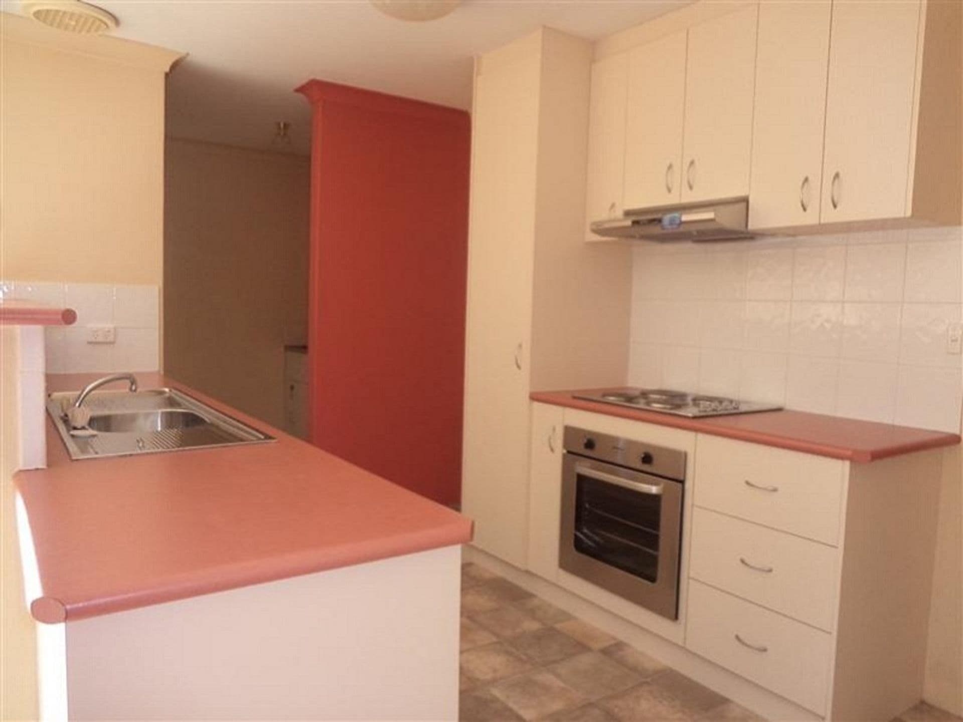 20/61 Rockingham Beach Road, Rockingham, WA, 6168, Cooloongup - Thumbnail 2