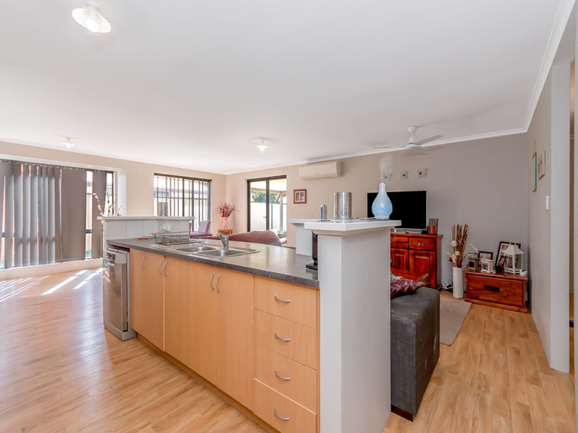 20/61 Rockingham Beach Road, Rockingham, WA, 6168, Port Kennedy - Thumbnail 7