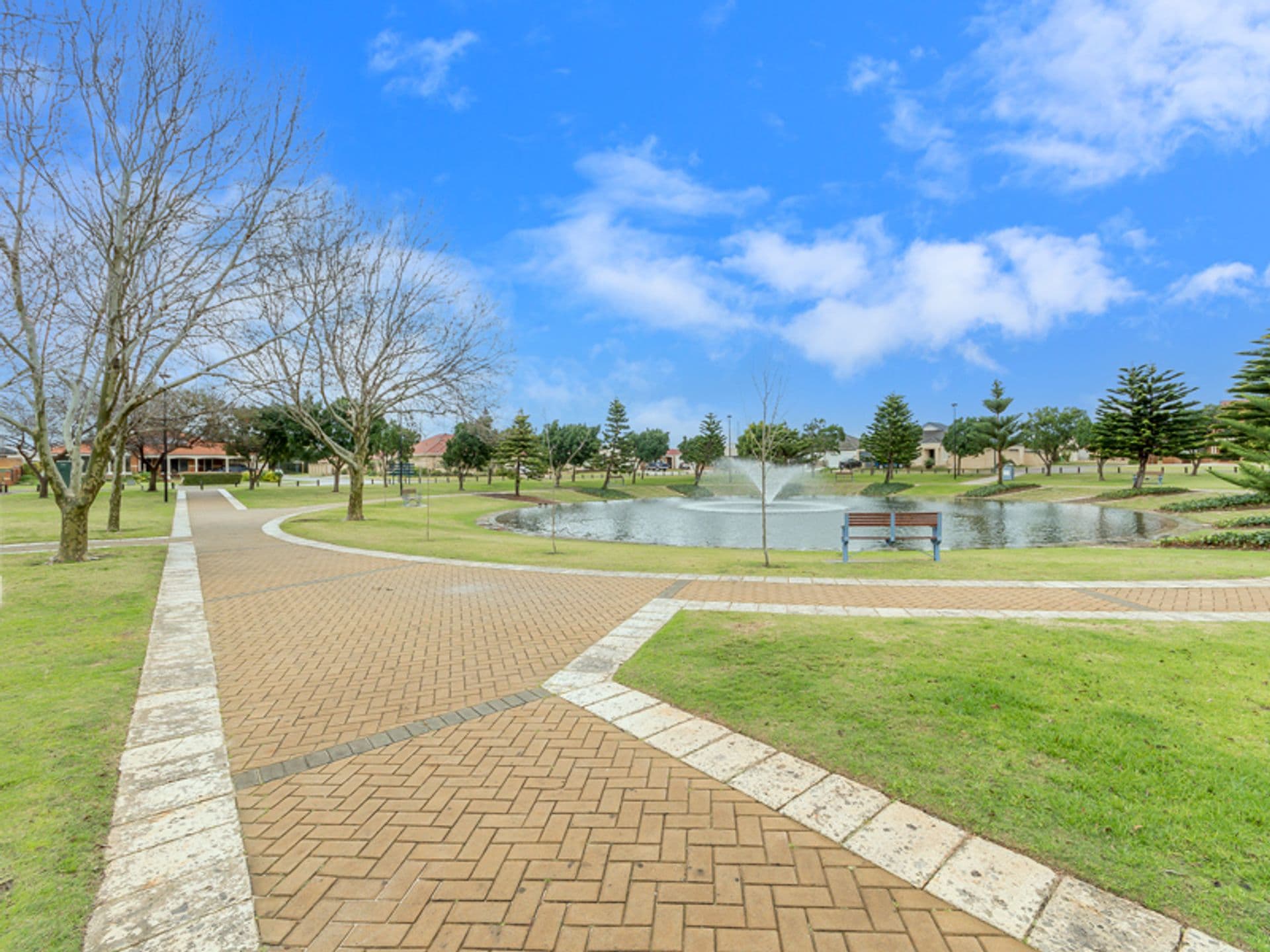 20/61 Rockingham Beach Road, Rockingham, WA, 6168, Secret Harbour - Thumbnail 2