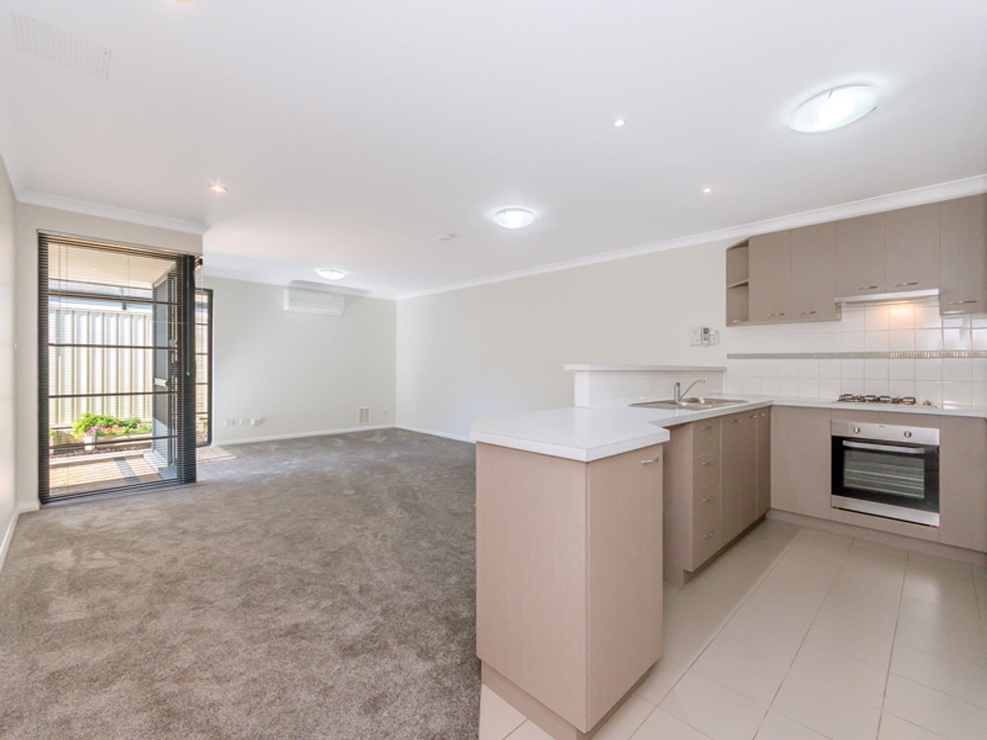 13/36 Epsilon Drive, Rockingham, WA, 6168, Rockingham - Thumbnail 8