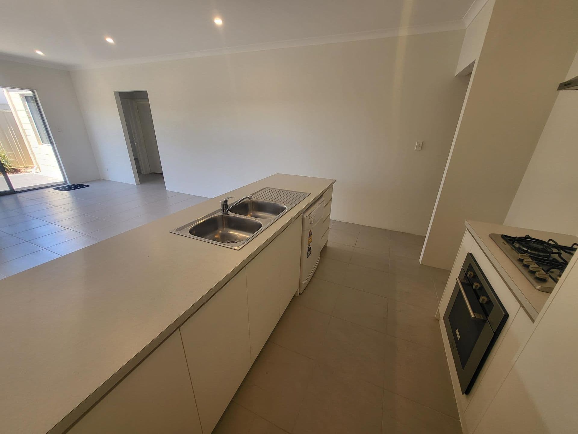 20/61 Rockingham Beach Road, Rockingham, WA, 6168, Rockingham - Thumbnail 6