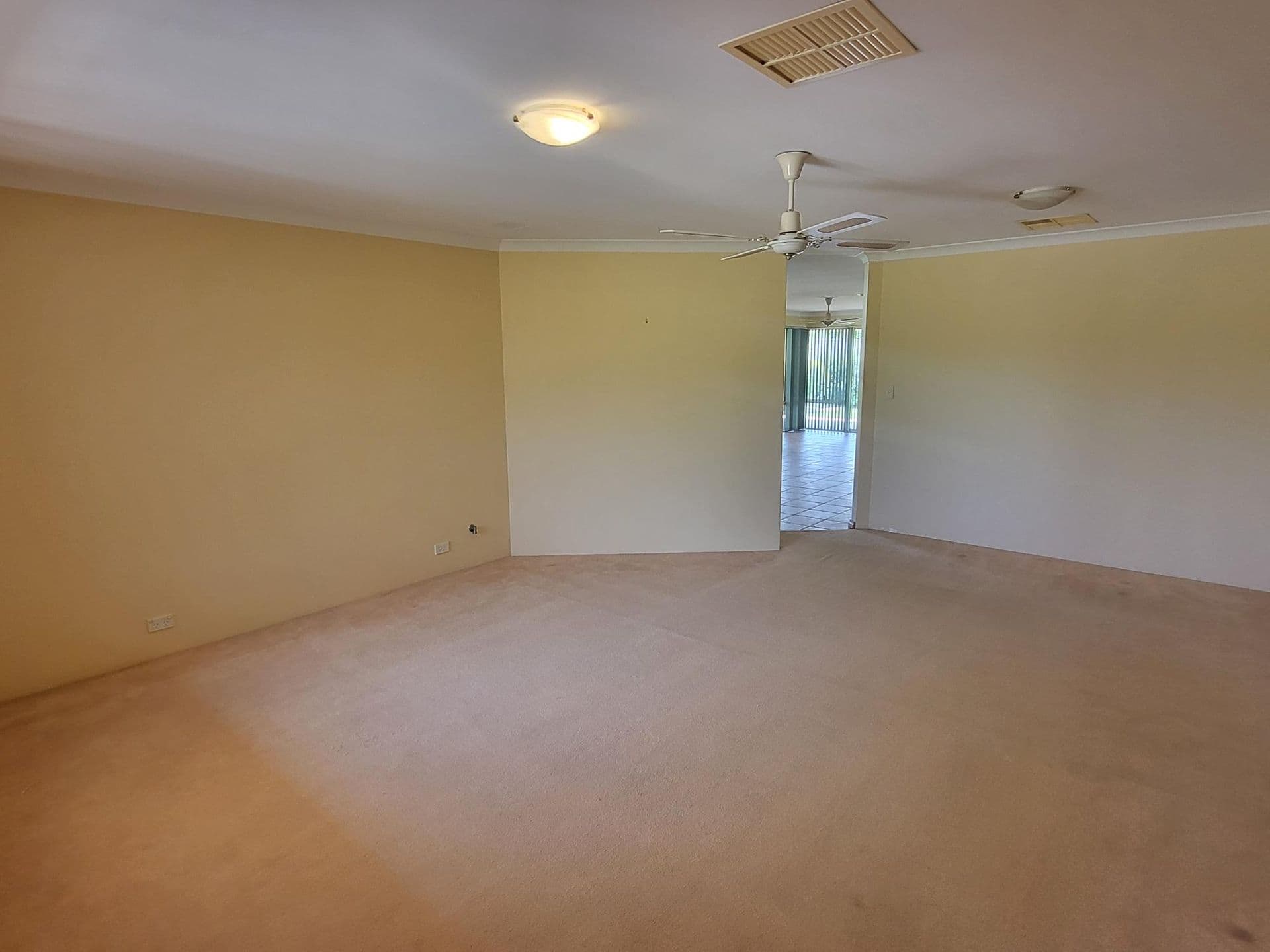 20/61 Rockingham Beach Road, Rockingham, WA, 6168, Baldivis - Thumbnail 4