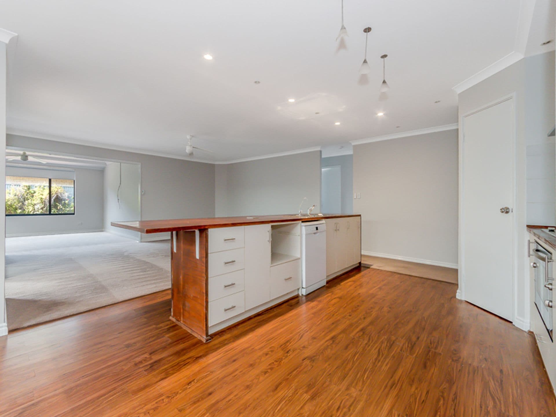20/61 Rockingham Beach Road, Rockingham, WA, 6168, Waikiki - Thumbnail 5