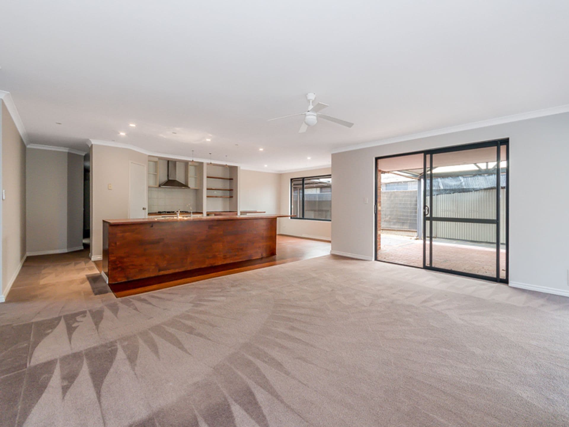 20/61 Rockingham Beach Road, Rockingham, WA, 6168, Waikiki - Thumbnail 6
