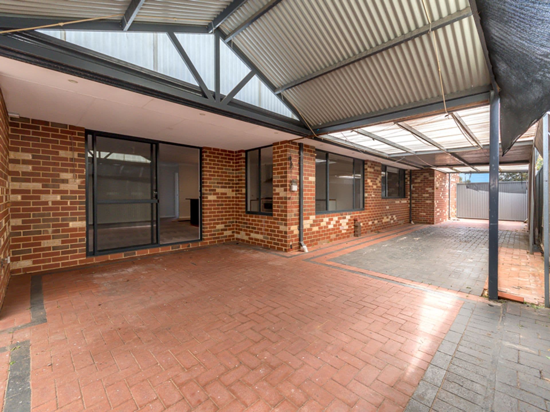20/61 Rockingham Beach Road, Rockingham, WA, 6168, Waikiki - Thumbnail 2
