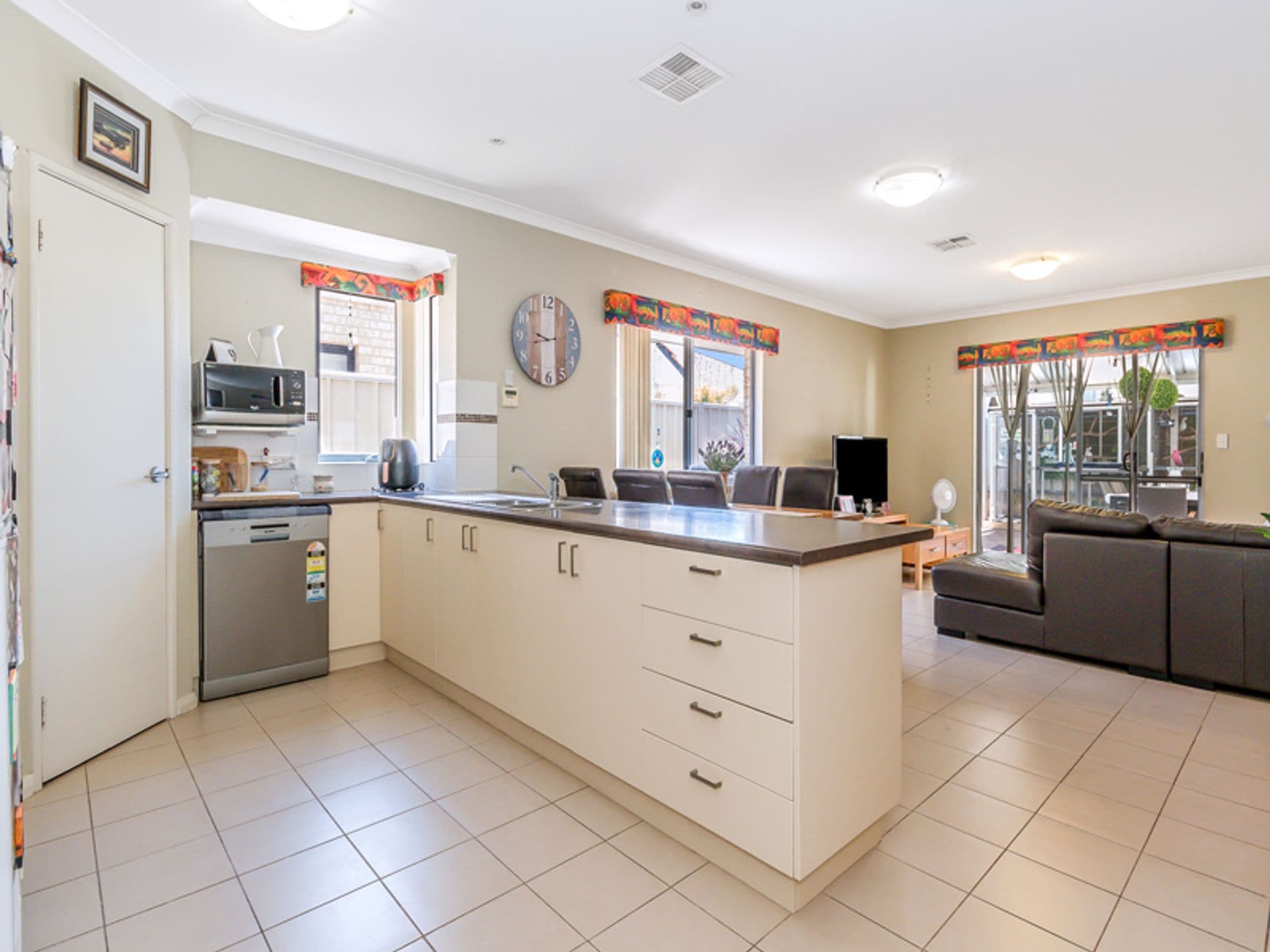 20/61 Rockingham Beach Road, Rockingham, WA, 6168, Secret Harbour - Thumbnail 5