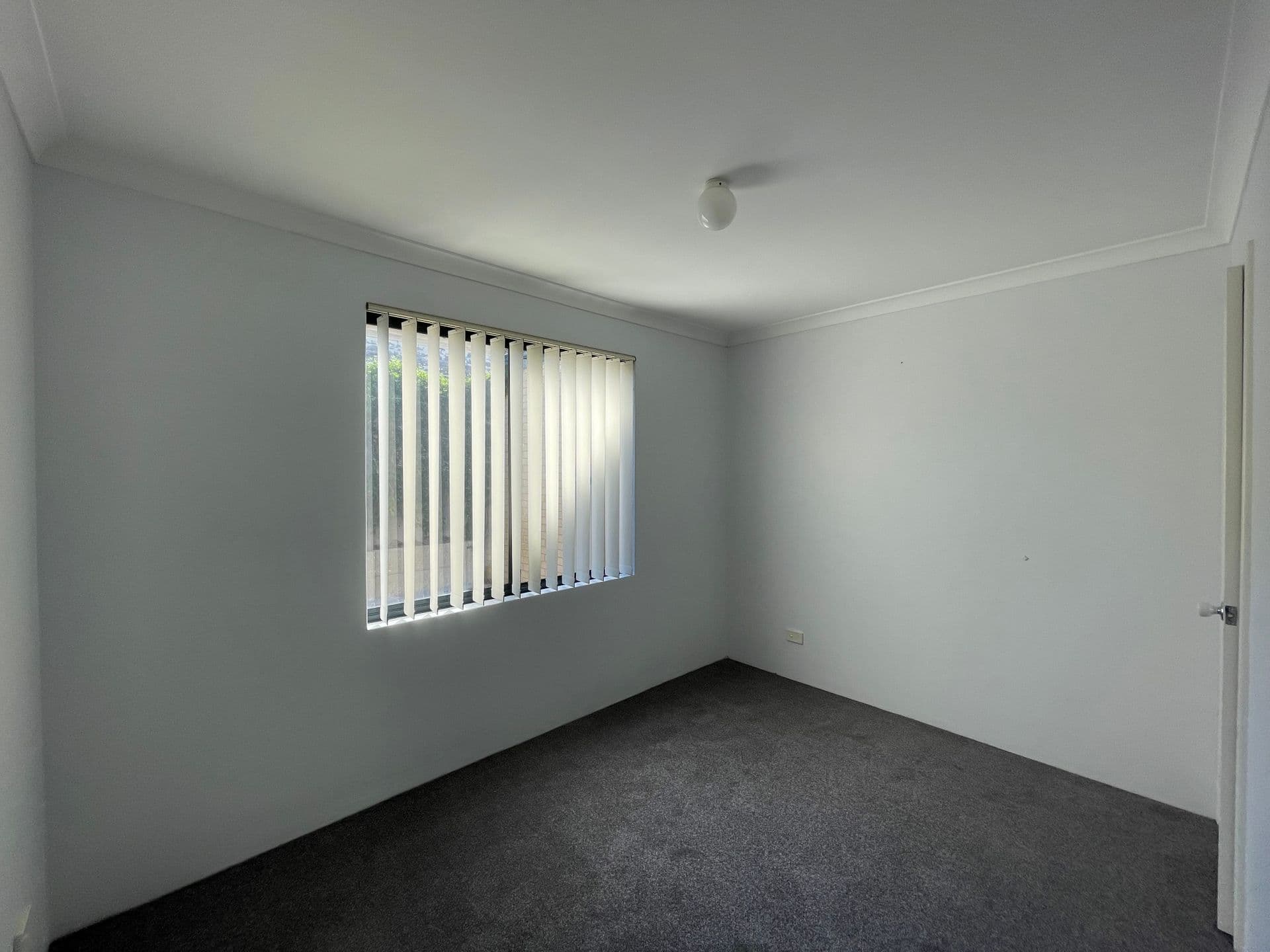 2/136 Lewington Street, Rockingham, WA, 6168, Rockingham - Thumbnail 7
