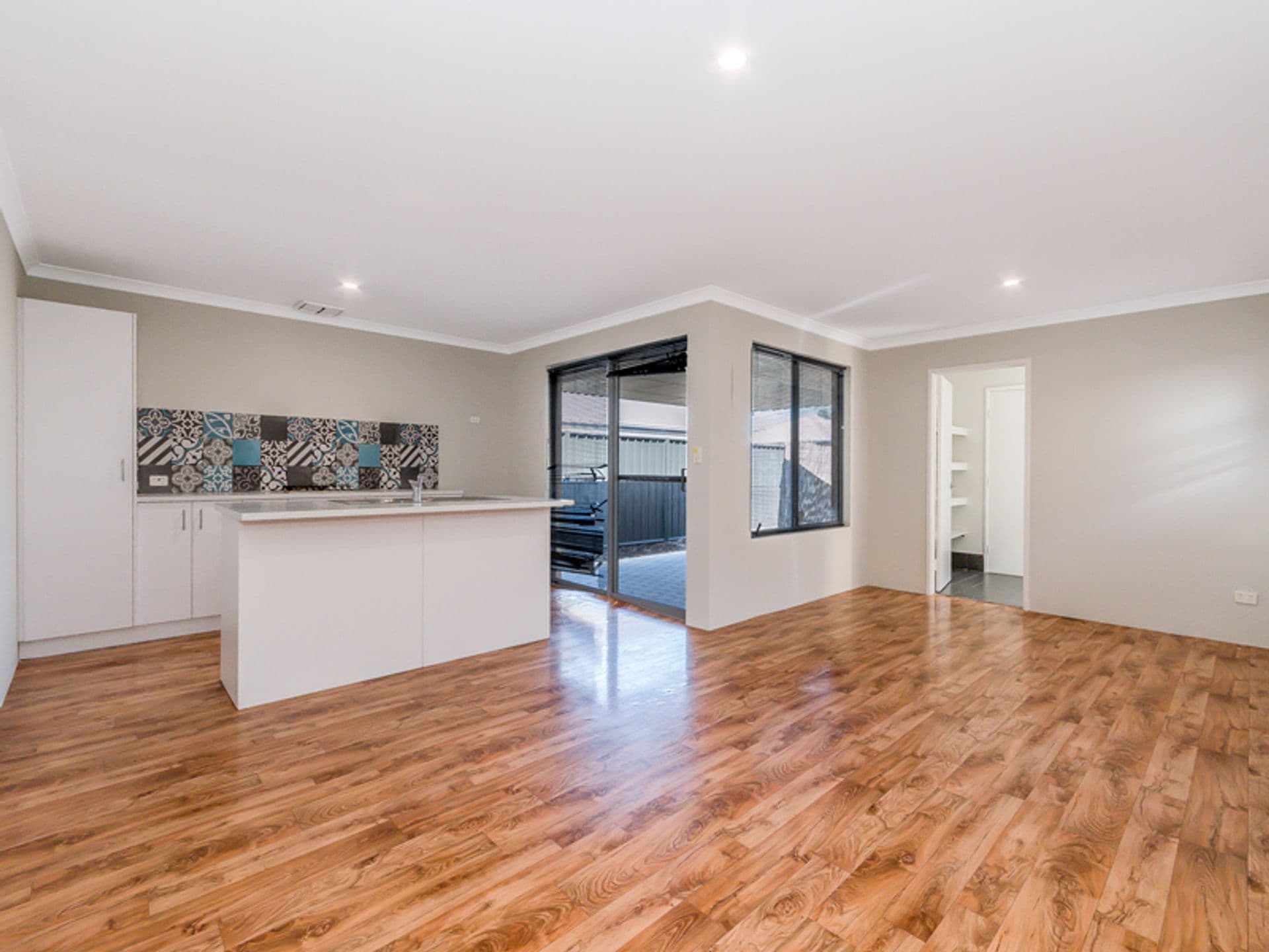 20/61 Rockingham Beach Road, Rockingham, WA, 6168, Lakelands - Thumbnail 6