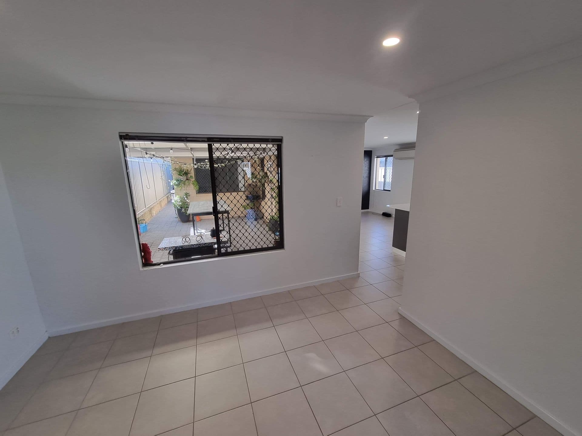 20/61 Rockingham Beach Road, Rockingham, WA, 6168, Golden Bay - Thumbnail 4