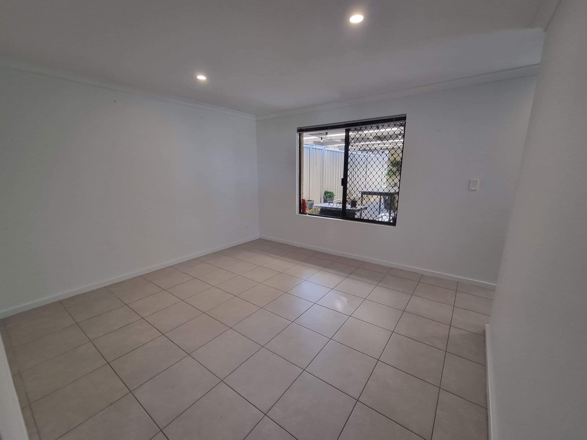 20/61 Rockingham Beach Road, Rockingham, WA, 6168, Golden Bay - Thumbnail 5