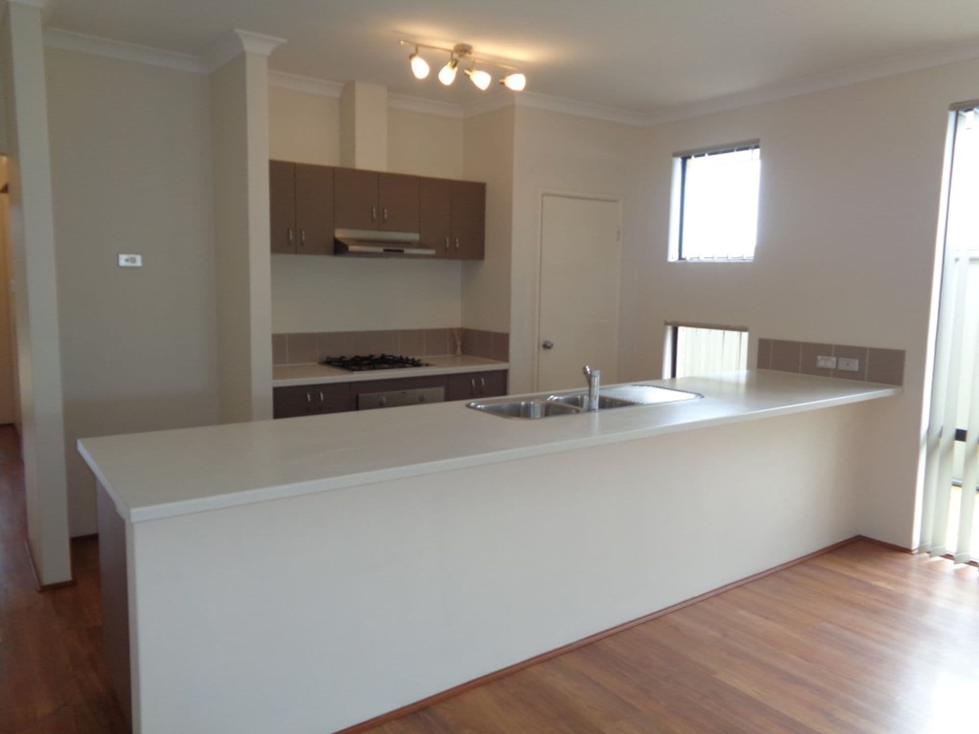 20/61 Rockingham Beach Road, Rockingham, WA, 6168, Baldivis - Thumbnail 4