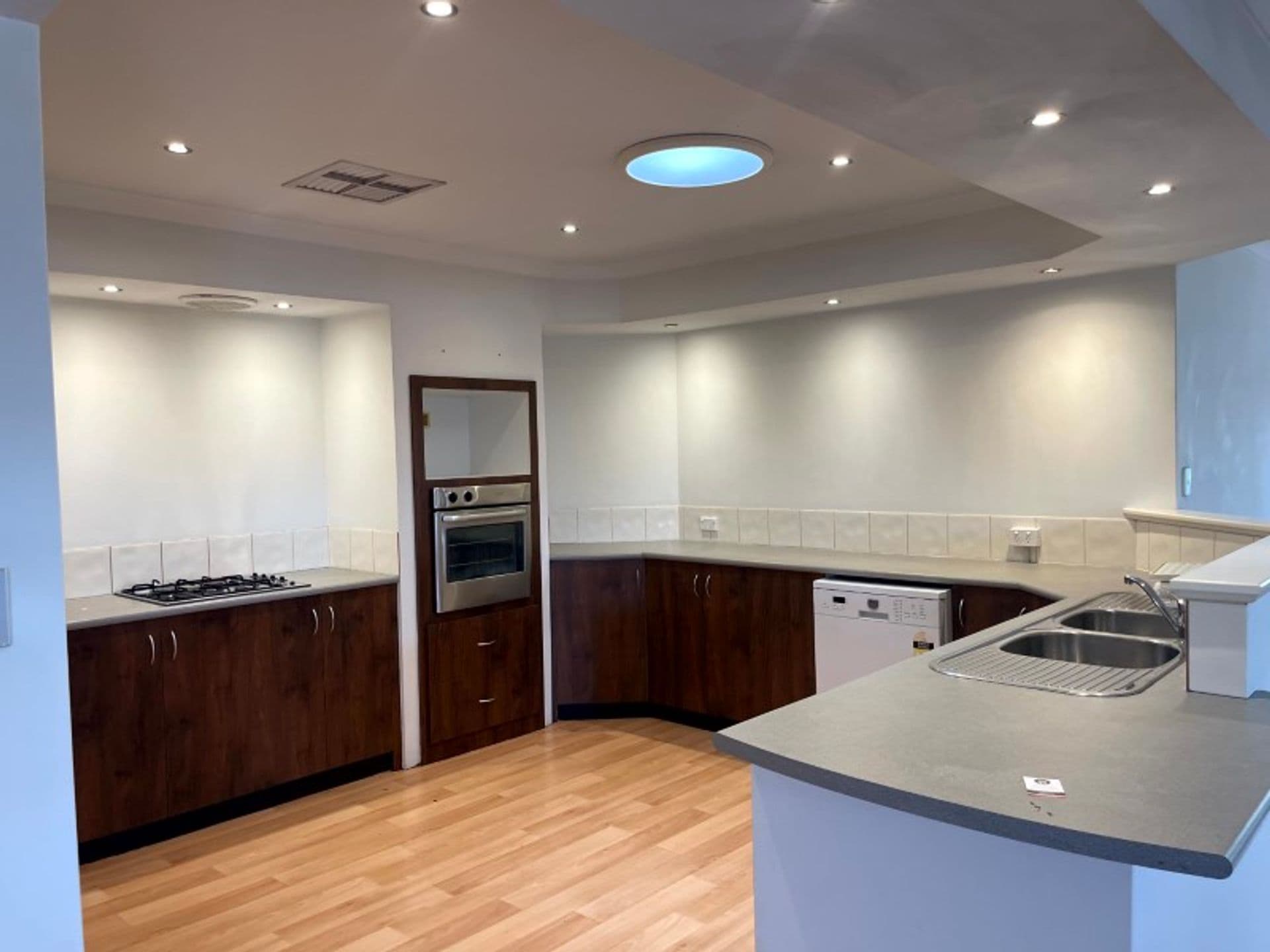 20/61 Rockingham Beach Road, Rockingham, WA, 6168, Port Kennedy - Thumbnail 2