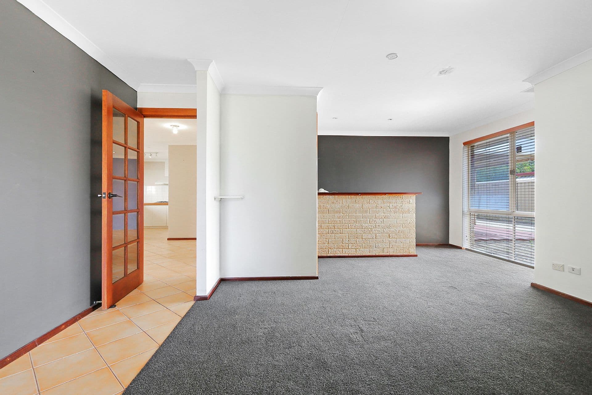 20/61 Rockingham Beach Road, Rockingham, WA, 6168, Warnbro - Thumbnail 3