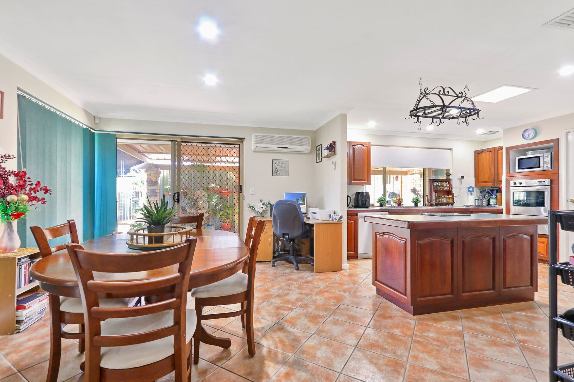 20/61 Rockingham Beach Road, Rockingham, WA, 6168, Cooloongup - Thumbnail 6