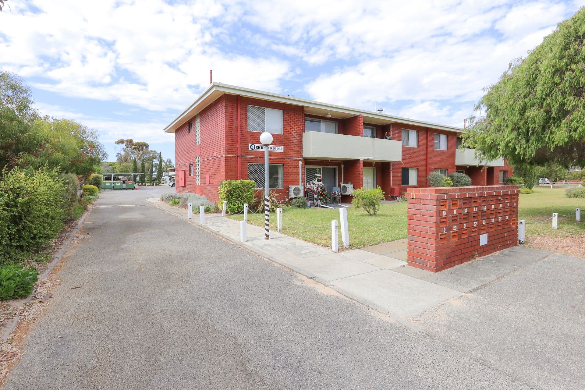 25/4 Minchinson Street, Shoalwater, WA, 6169, Shoalwater - Image 1