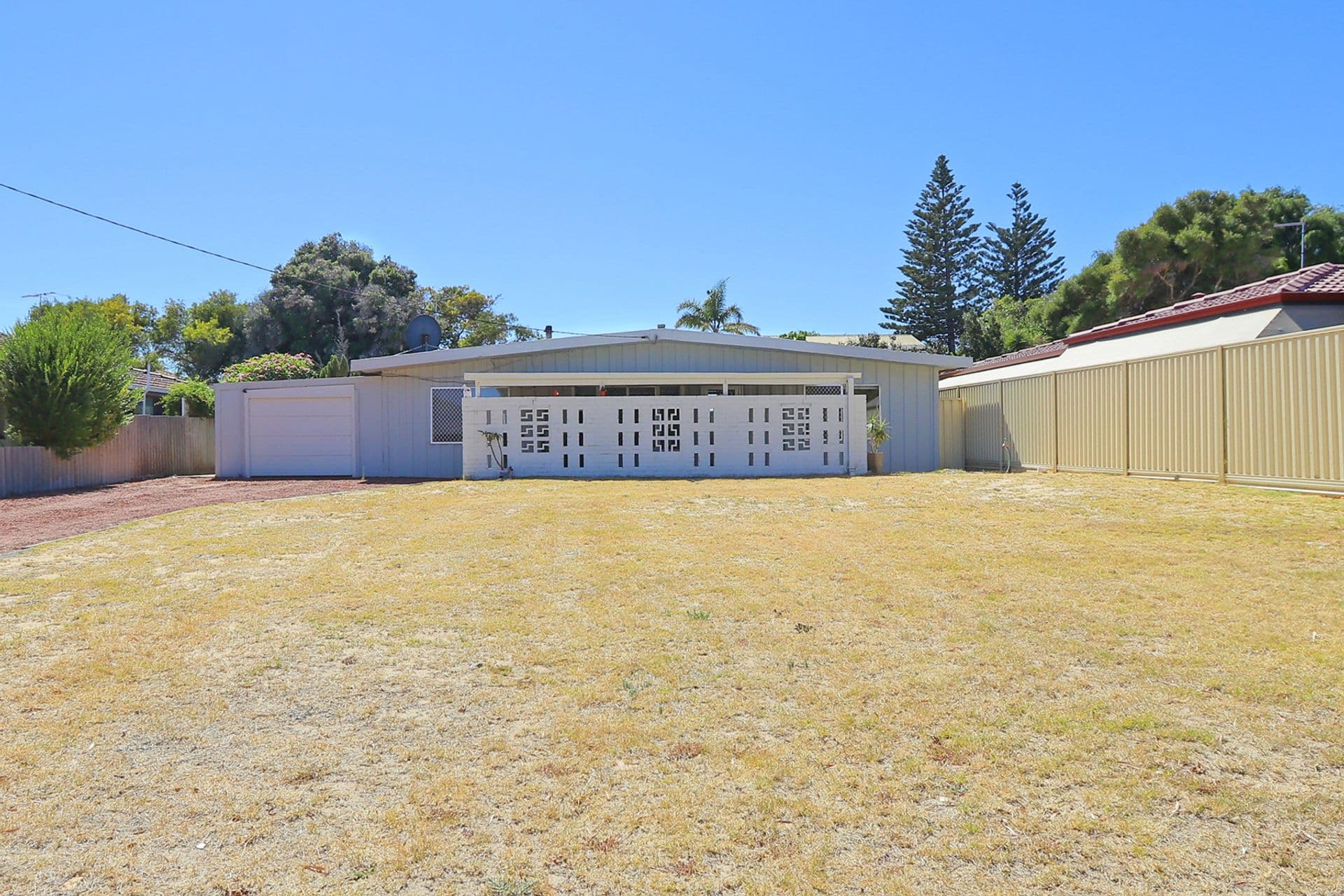 20/61 Rockingham Beach Road, Rockingham, WA, 6168, Warnbro - Thumbnail 2