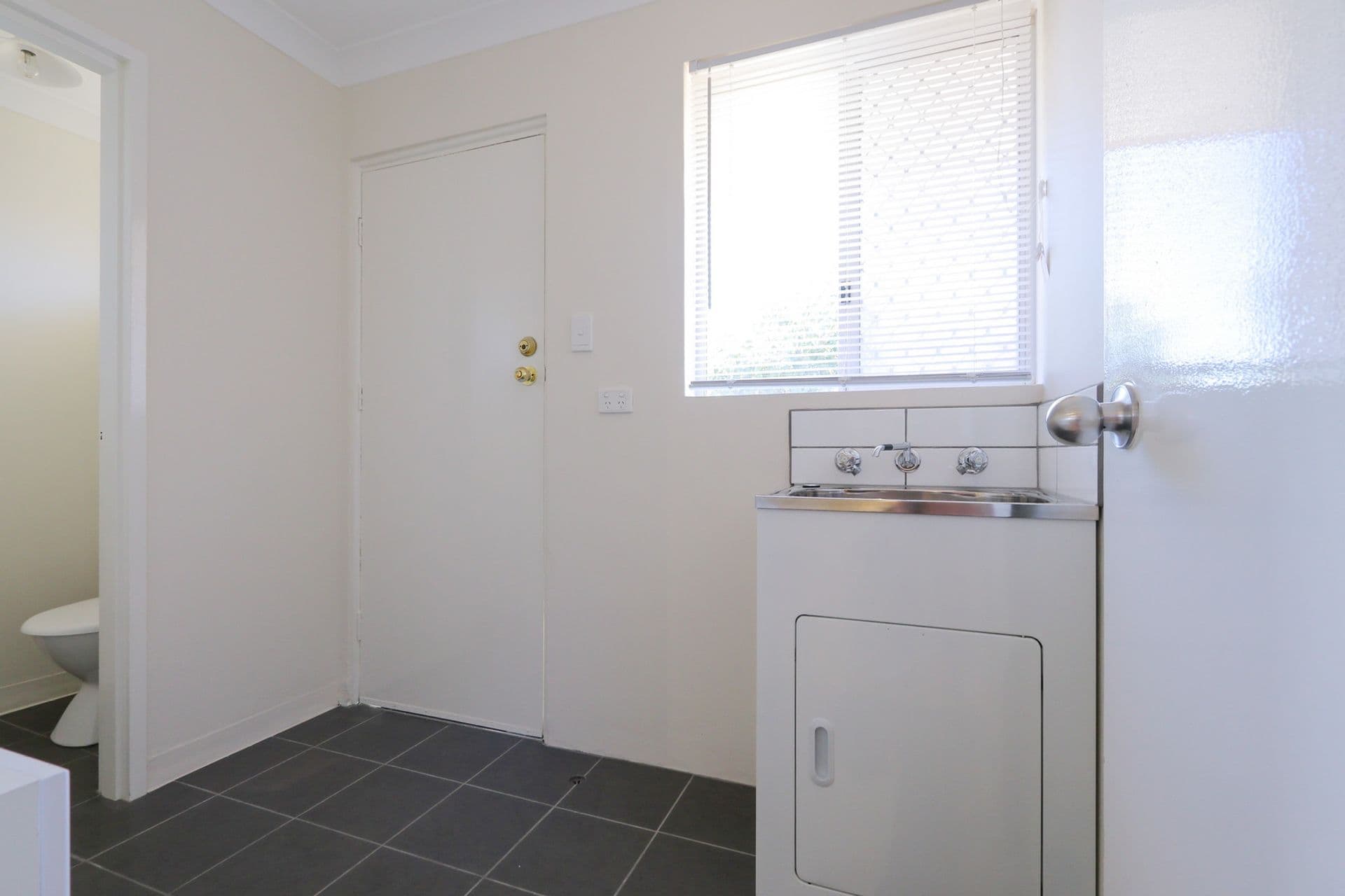 20/61 Rockingham Beach Road, Rockingham, WA, 6168, Cooloongup - Thumbnail 7