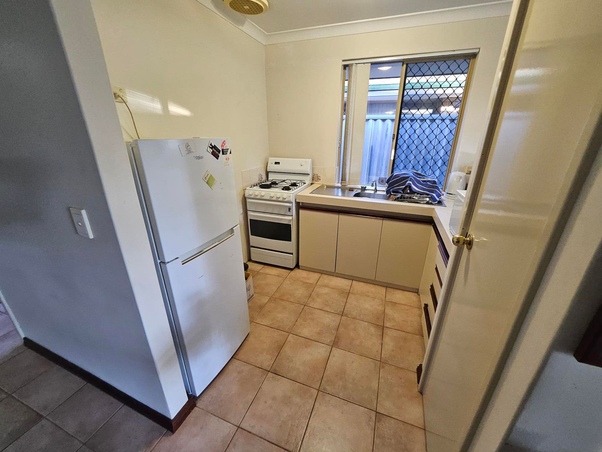 22/6-8 Sepia Court, Rockingham, WA, 6168, Rockingham - Thumbnail 2
