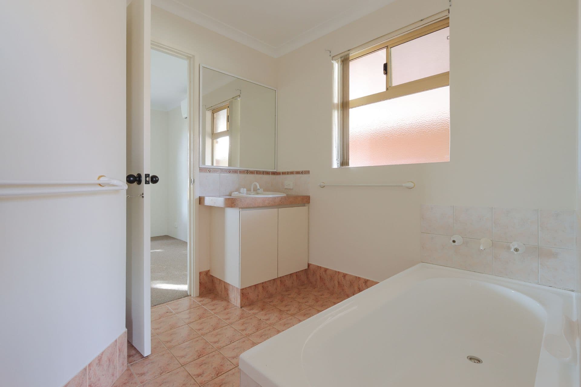 1/54 Gnangara Drive, Waikiki, WA, 6169, Waikiki - Thumbnail 5