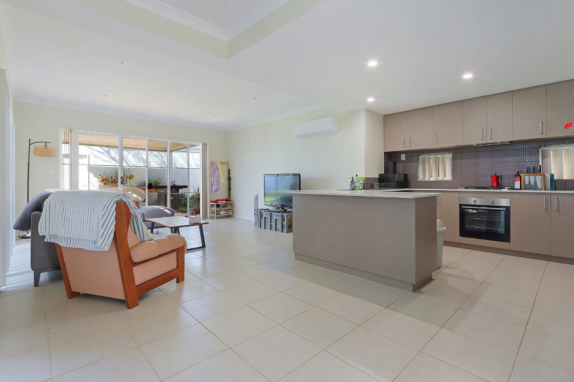 52 Waterfront Parkway, Shoalwater, WA, 6169, Shoalwater - Thumbnail 2