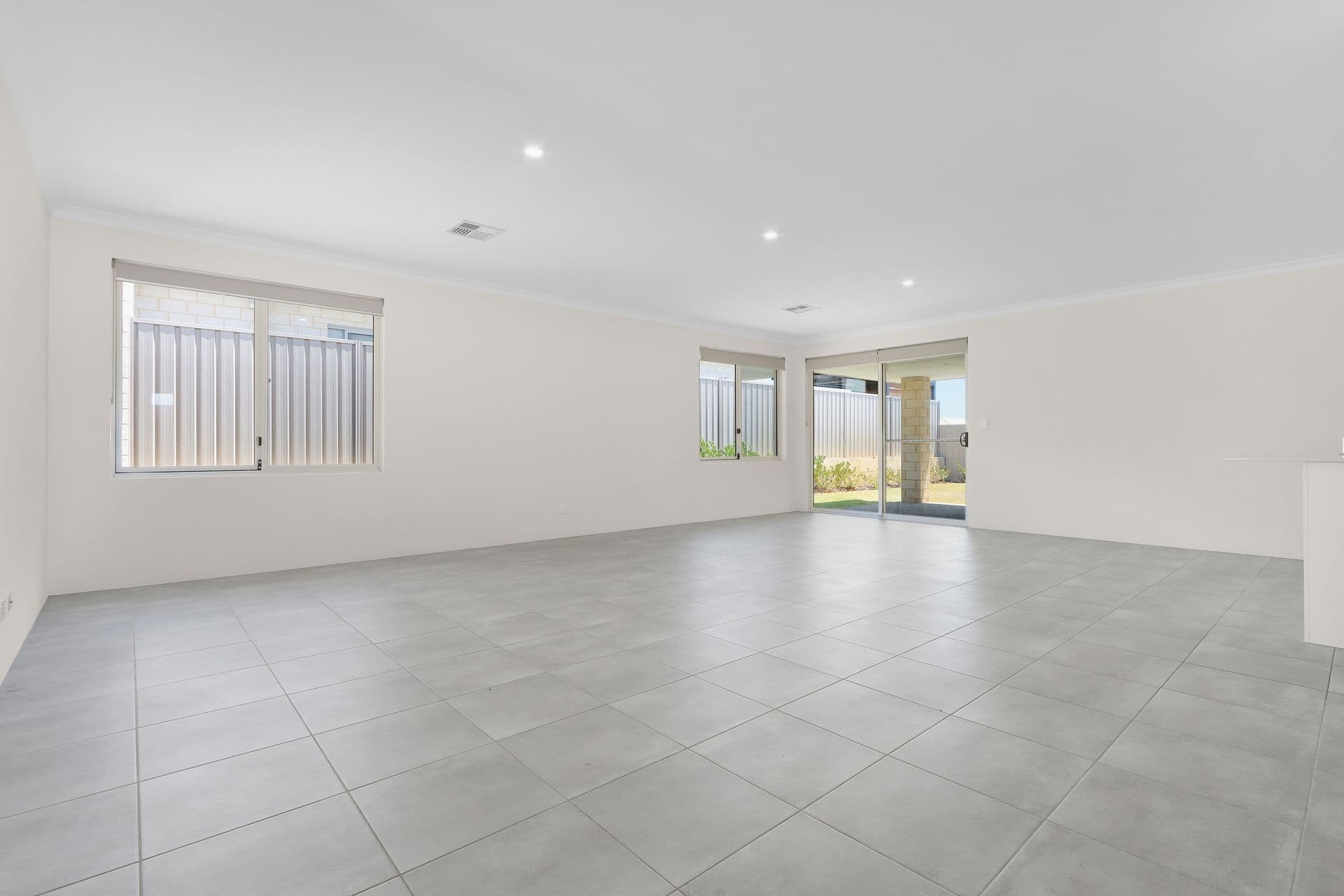 20/61 Rockingham Beach Road, Rockingham, WA, 6168, Karnup - Thumbnail 7
