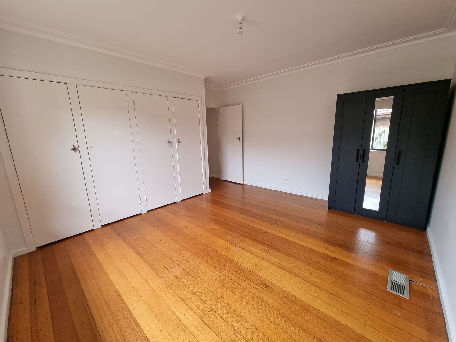 1/4 Burton Avenue, Clayton, VIC, 3168, Clayton - Thumbnail 8