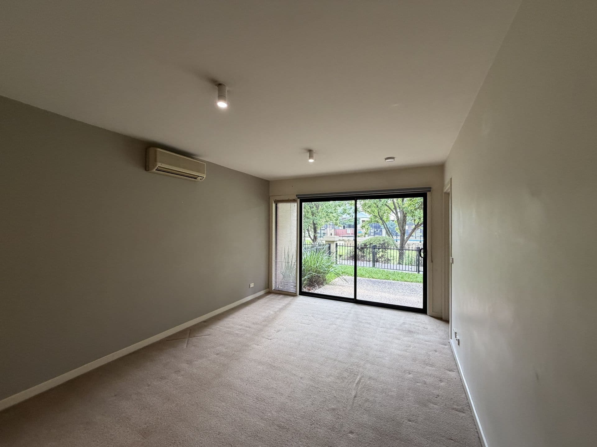 1/2 Greenfield Drive, Clayton, VIC, 3168, Clayton - Thumbnail 5