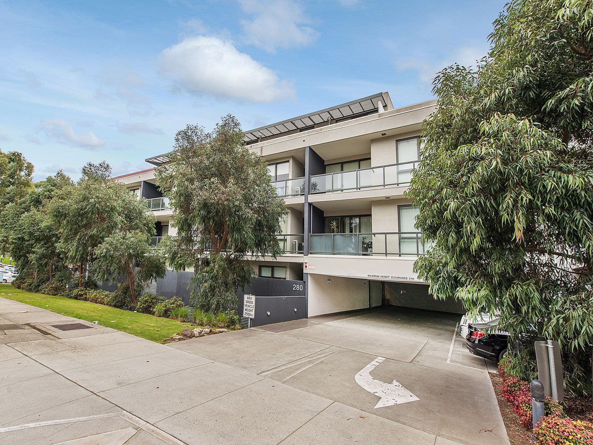 10/280 Blackburn Road, Glen Waverley, VIC, 3150, Glen Waverley - Thumbnail 3
