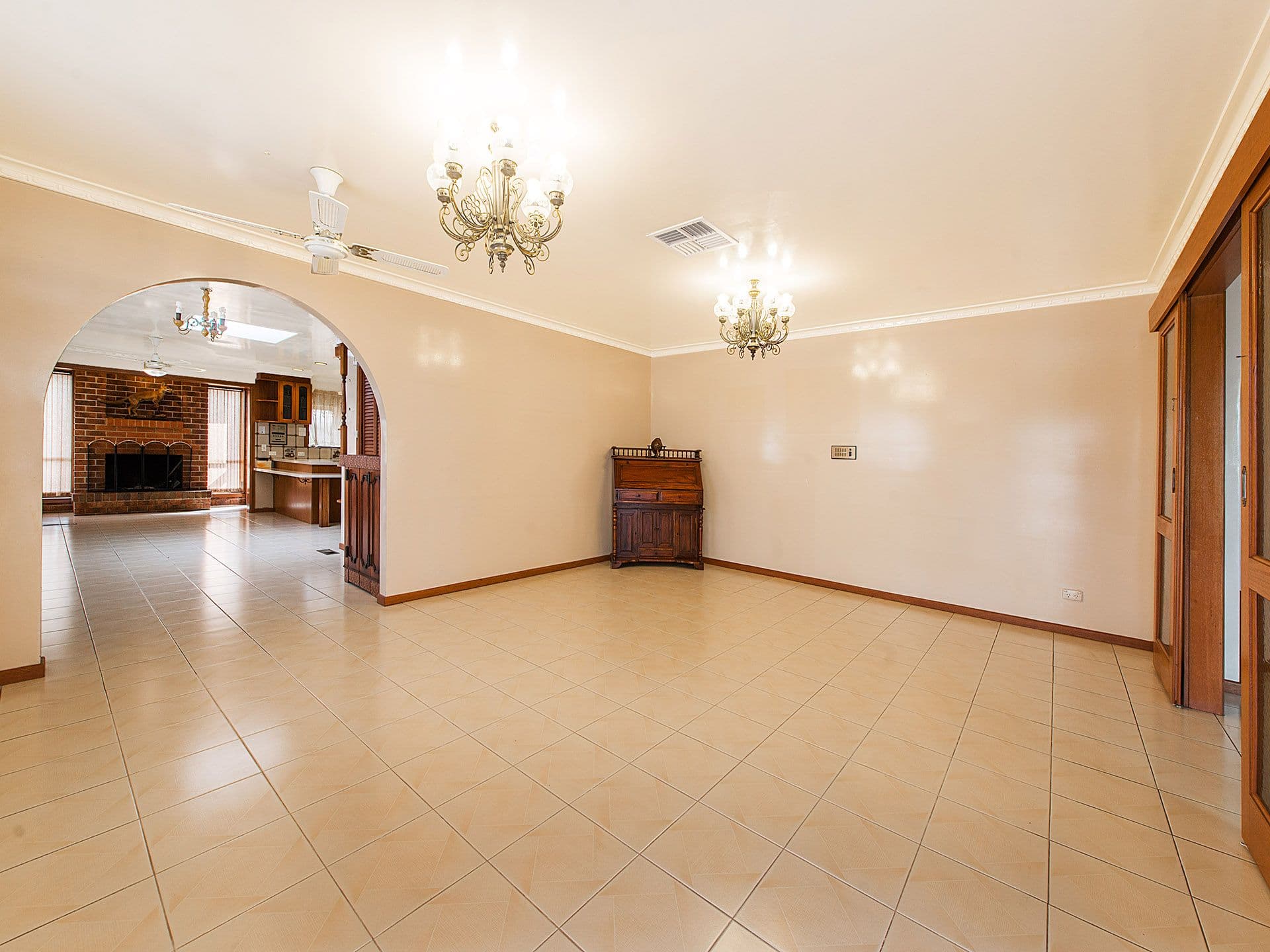 7  Meadowbrook Drive, Wheelers Hill, VIC, 3150, Wheelers Hill - Thumbnail 4