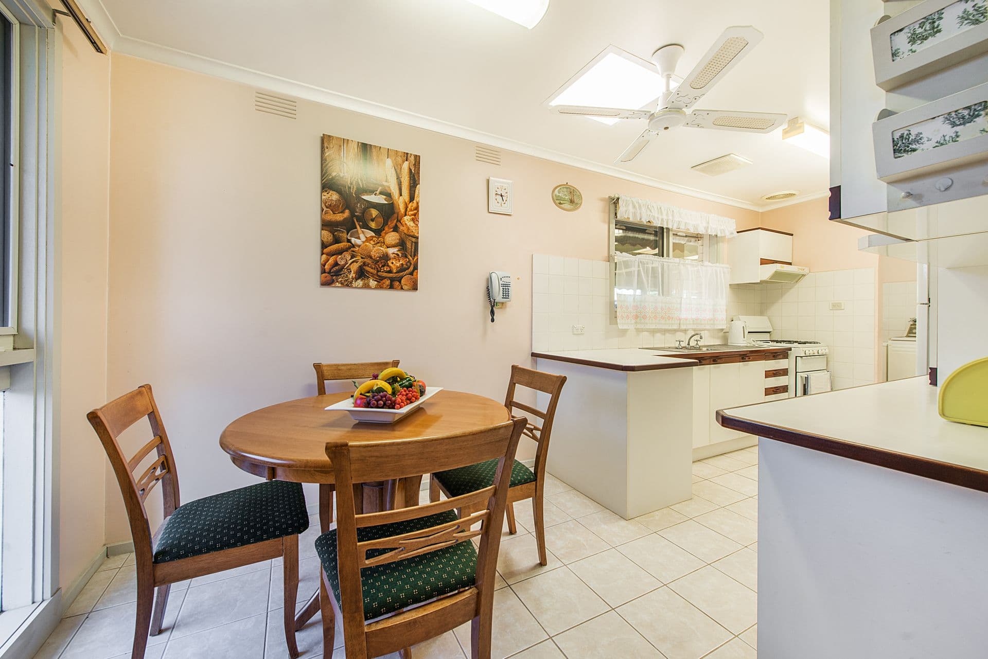 28 Bushland Avenue, Clarinda, VIC, 3169, Clarinda - Thumbnail 3