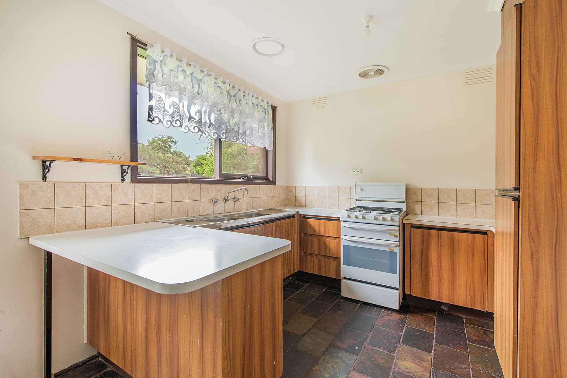 17 Leonard Close, Clarinda, VIC, 3169, Clarinda - Thumbnail 4