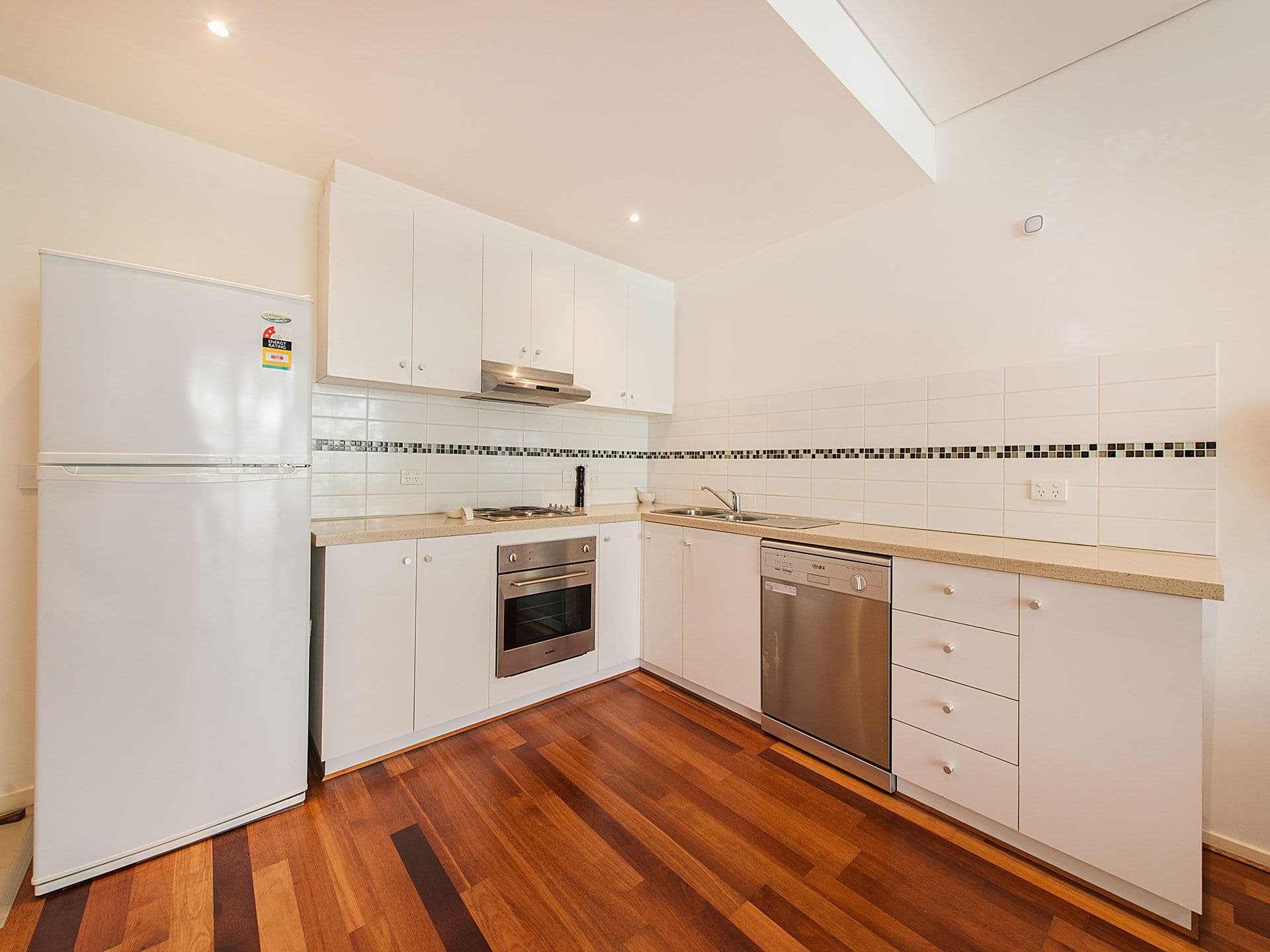 1/213 Normanby Road, Notting Hill, VIC, 3168, Notting Hill - Thumbnail 5