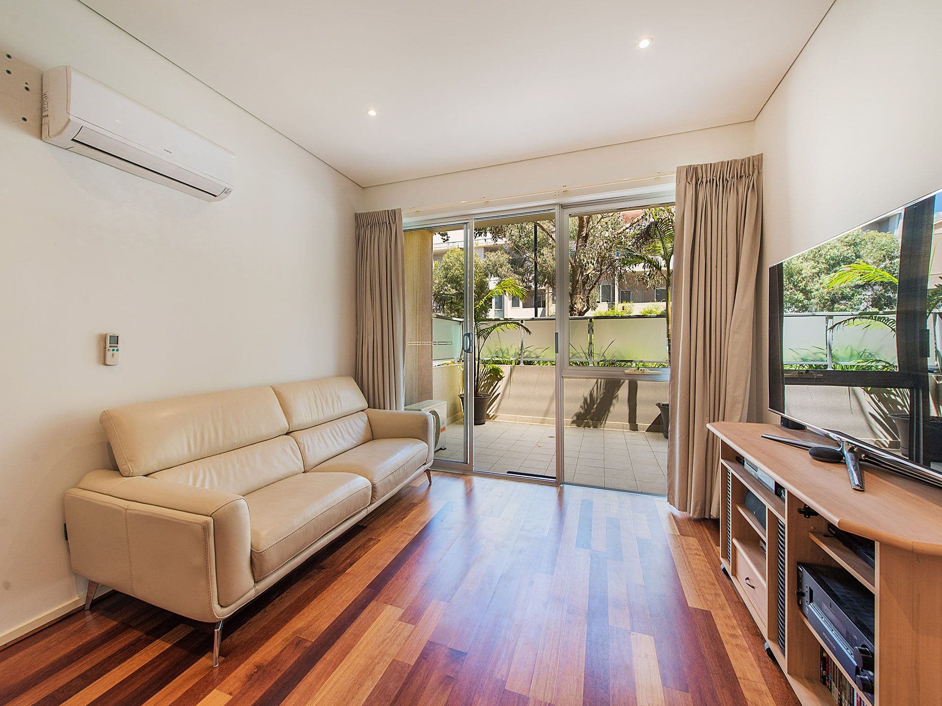 1/213 Normanby Road, Notting Hill, VIC, 3168, Notting Hill - Thumbnail 3