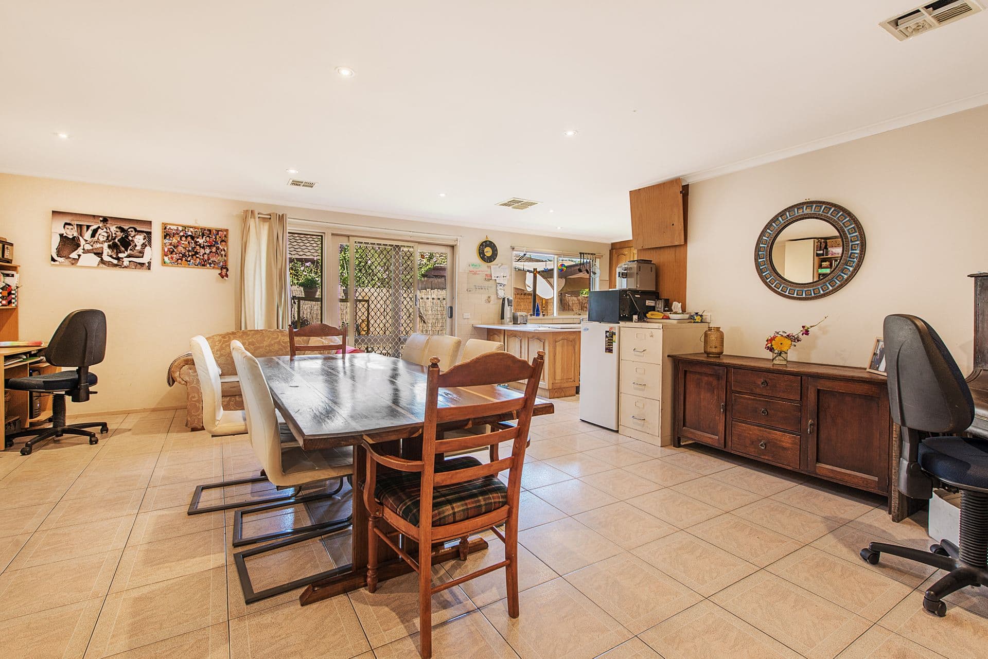 106 Bourke Road, Clarinda, VIC, 3169, Clarinda - Thumbnail 2