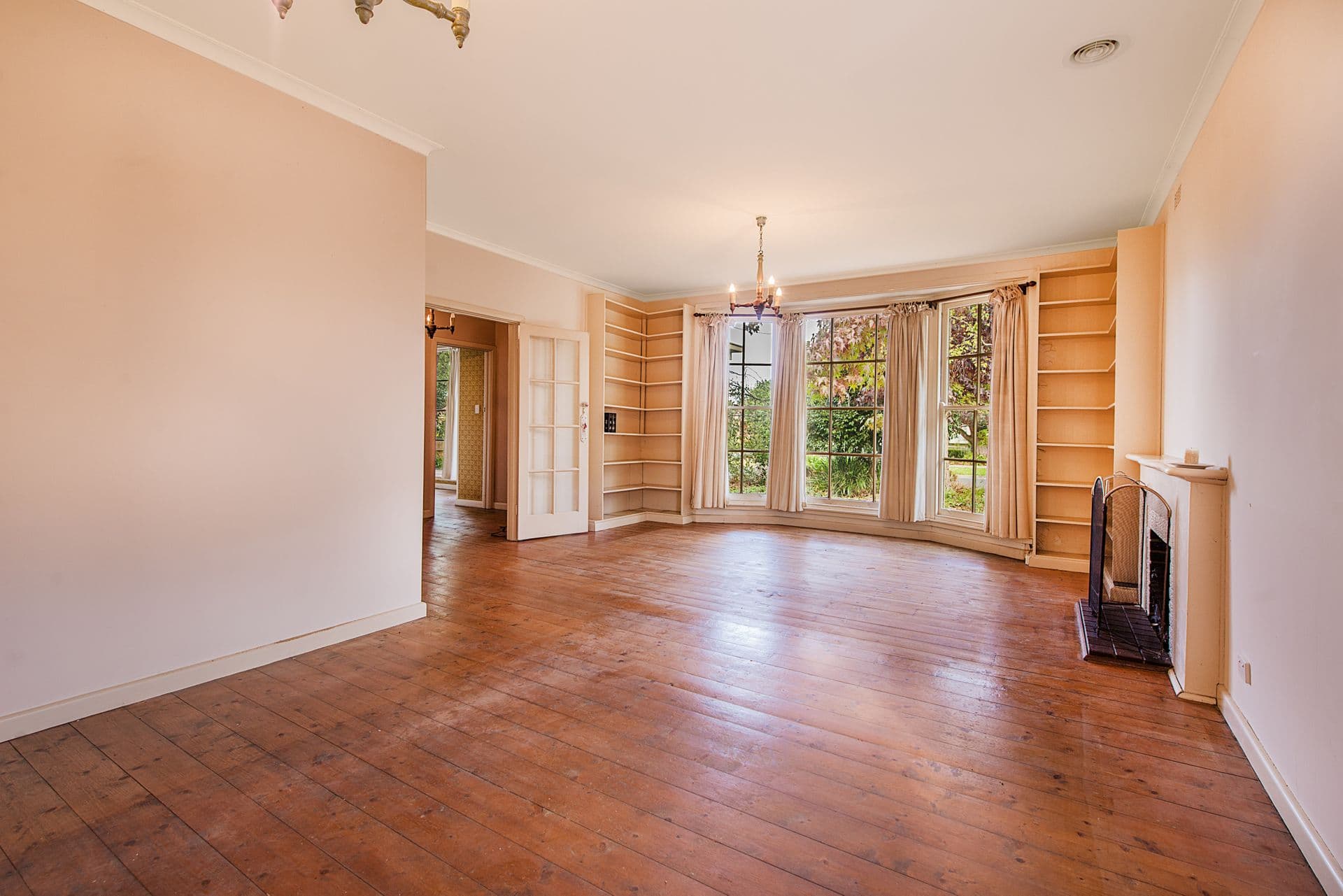 35 Kemp Avenue, Mount Waverley, VIC, 3149, Mount Waverley - Thumbnail 2